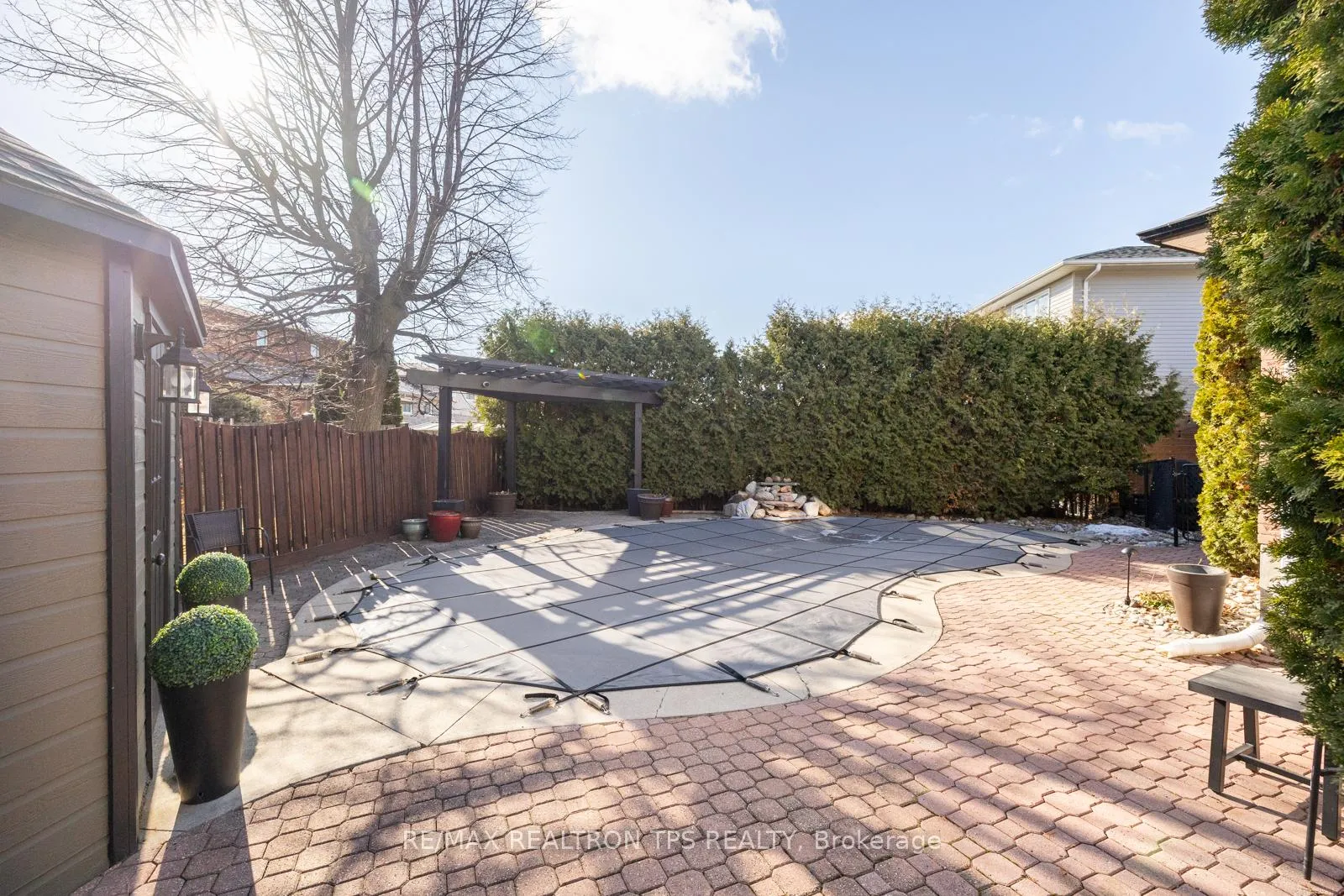 Photo 47 of 768 Barbados Street, Oshawa, Northglen — HOMEH