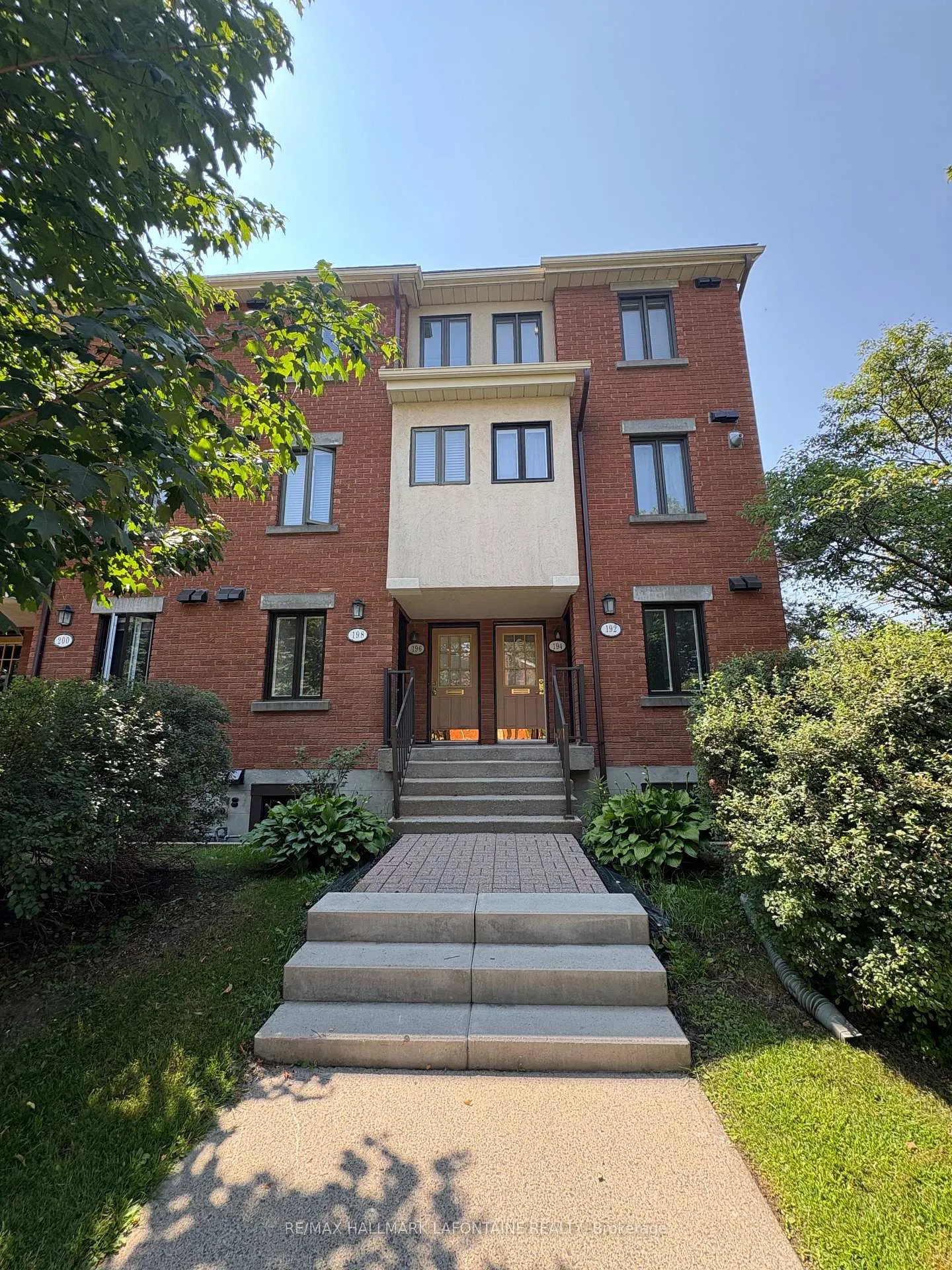 Photo 1 of 198 Alvin Road, Ottawa, Manor Park — HOMEH