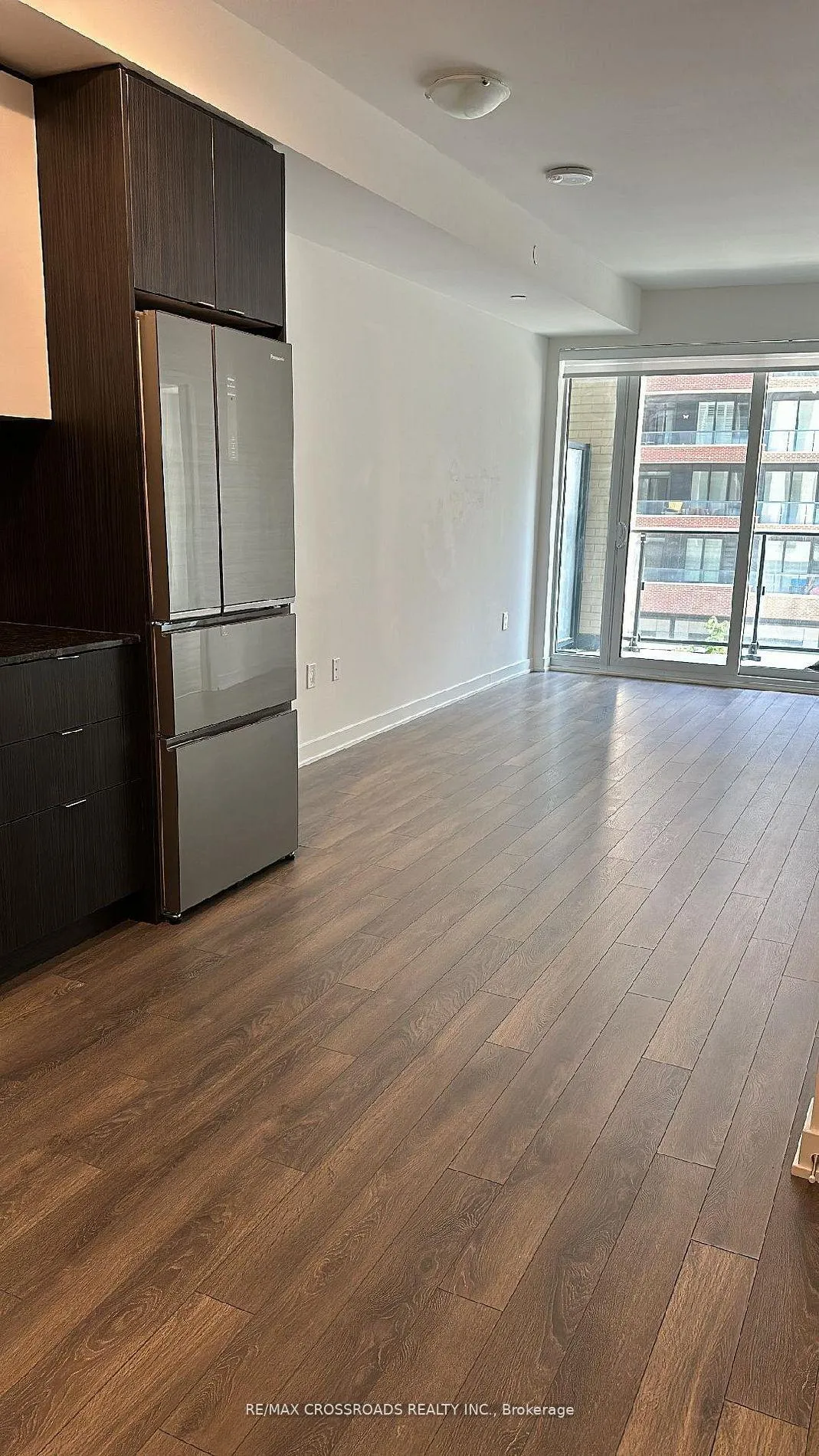 Photo 4 of Unit 310, 100 Eagle Rock Way, Vaughan, Rural Vaughan — HOMEH