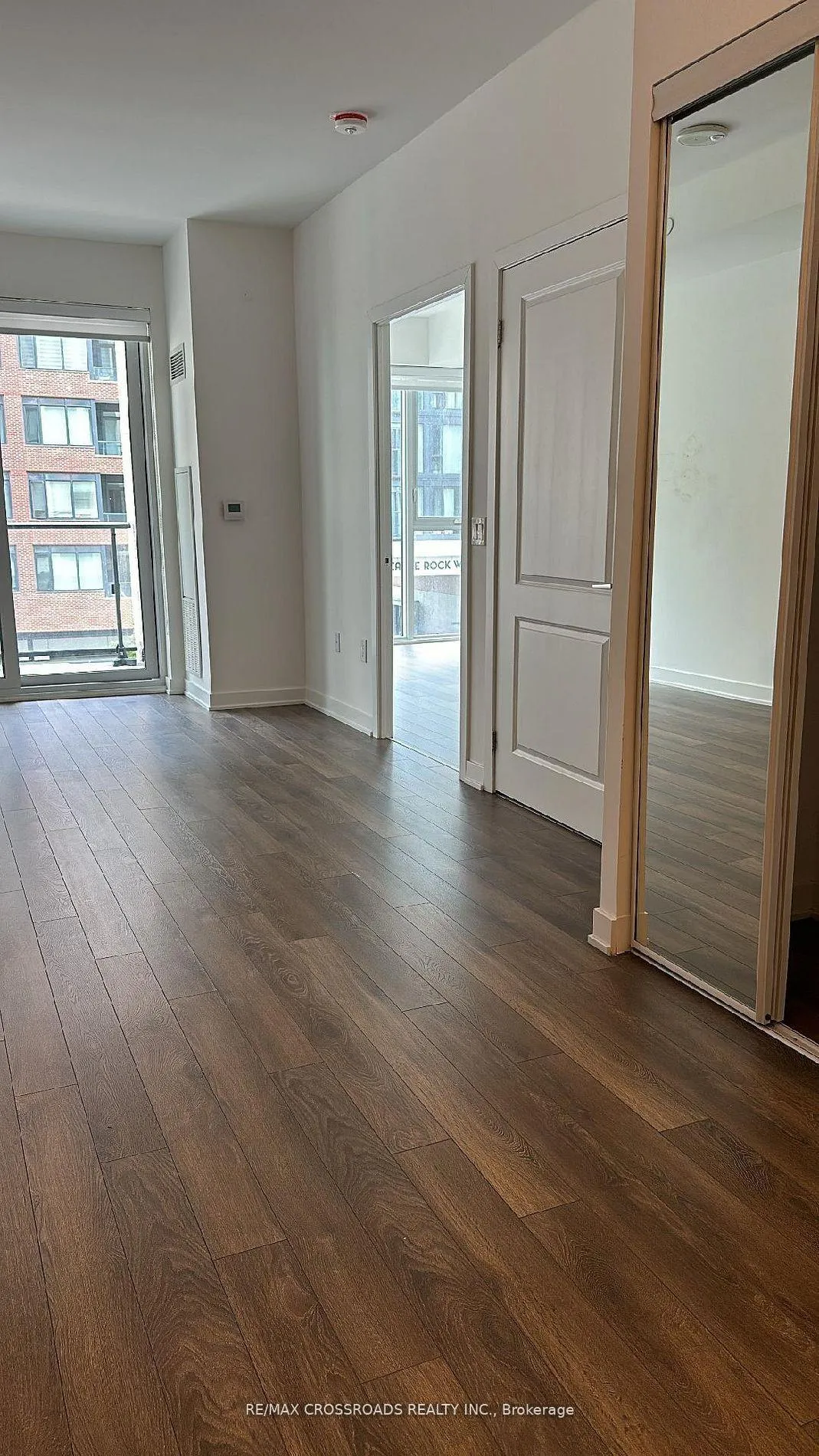 Photo 5 of Unit 310, 100 Eagle Rock Way, Vaughan, Rural Vaughan — HOMEH