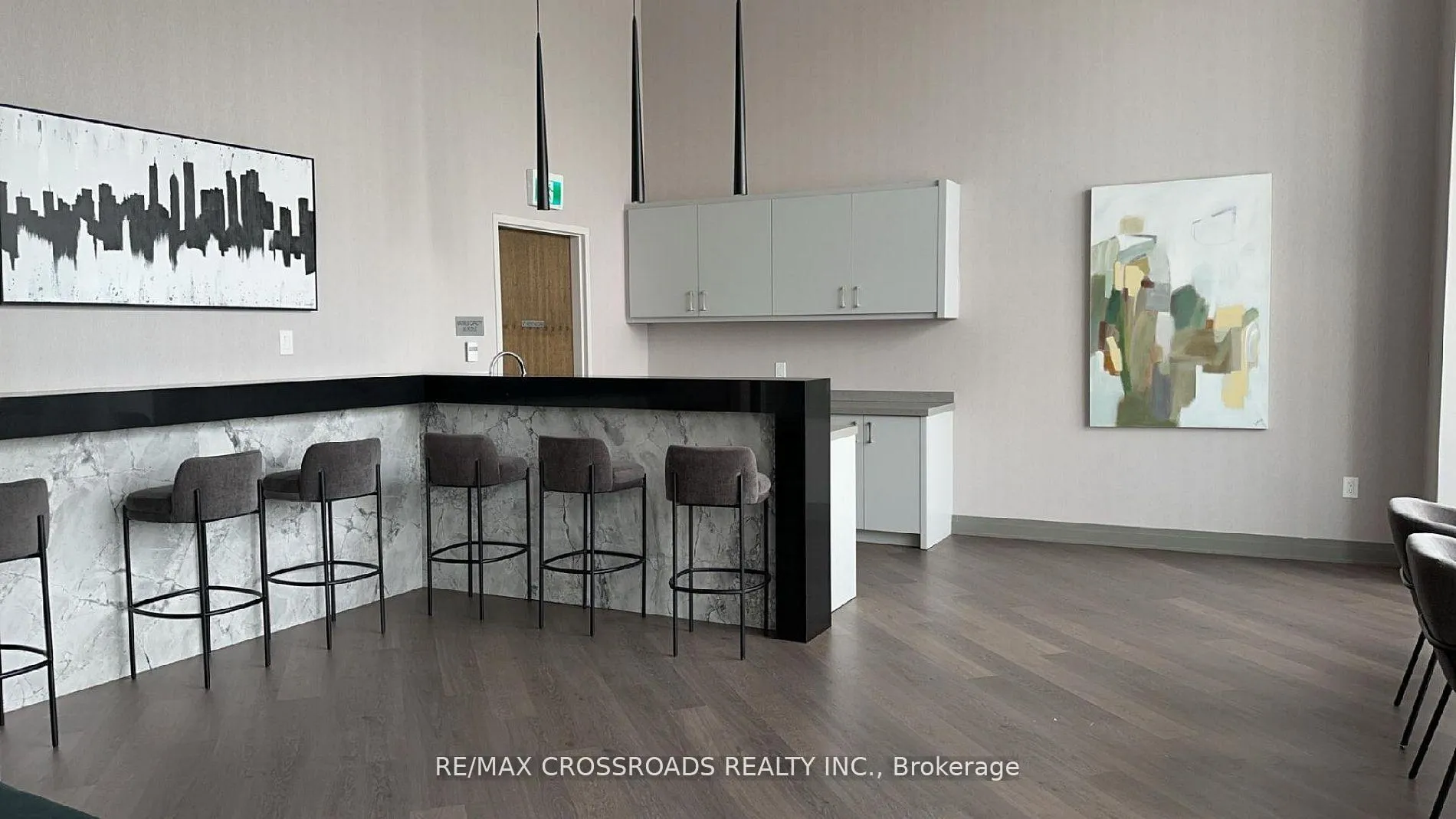 Photo 10 of Unit 310, 100 Eagle Rock Way, Vaughan, Rural Vaughan — HOMEH