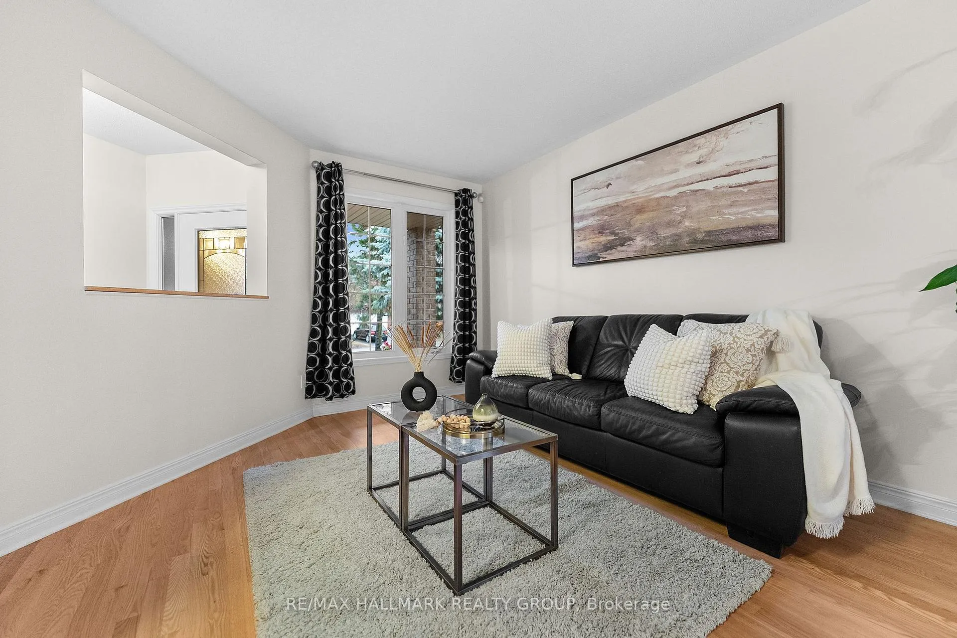 Photo 7 of 42 Nortoba Crescent, Ottawa, Kanata - Kanata Lakes/Heritage Hills — HOMEH