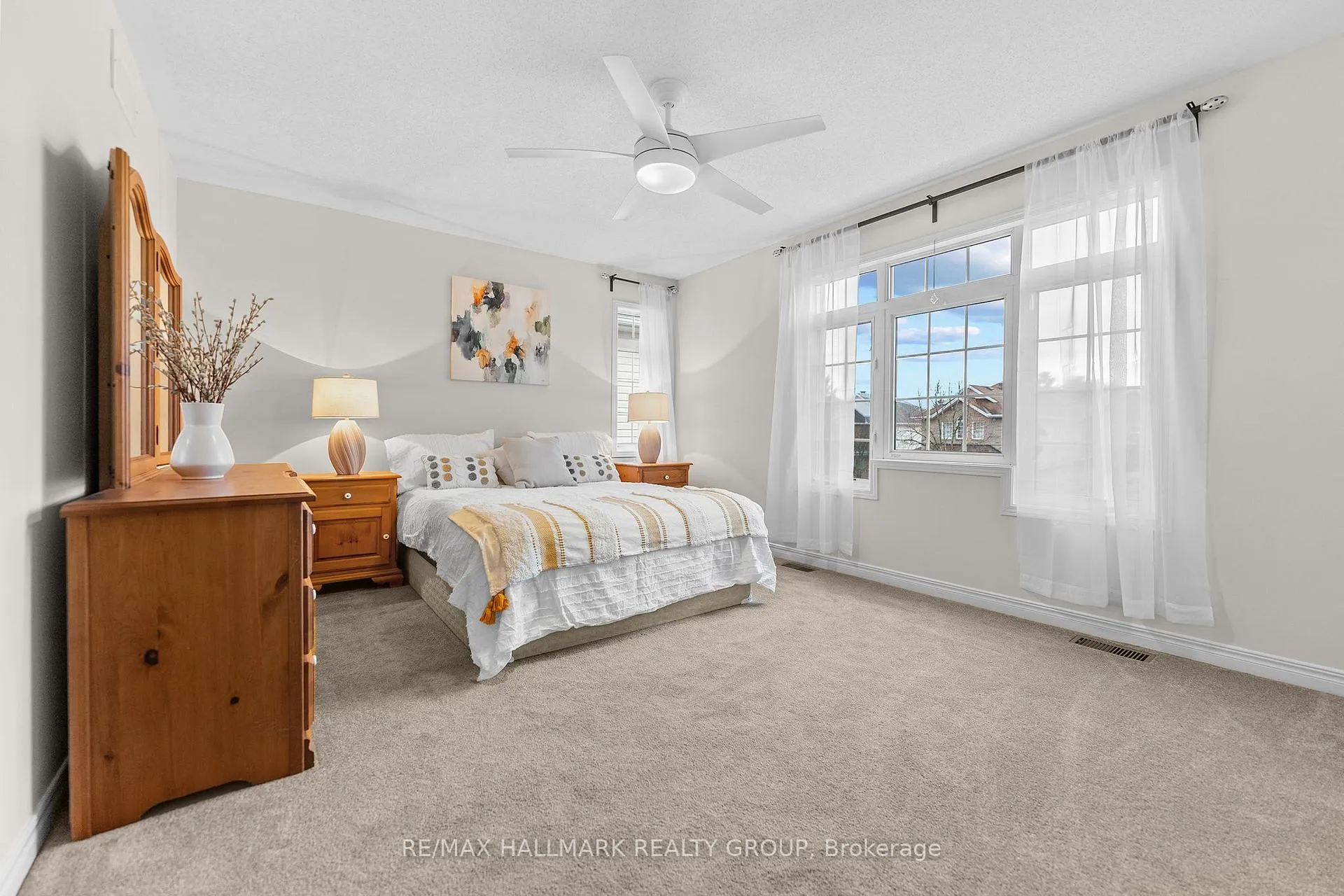 Photo 23 of 42 Nortoba Crescent, Ottawa, Kanata - Kanata Lakes/Heritage Hills — HOMEH
