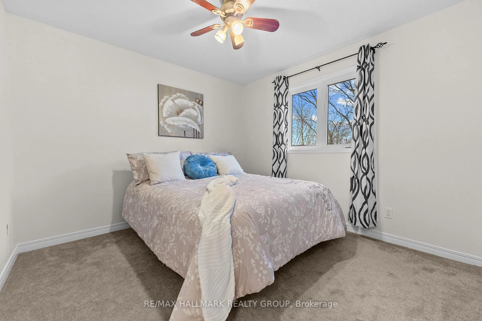 Photo 28 of 42 Nortoba Crescent, Ottawa, Kanata - Kanata Lakes/Heritage Hills — HOMEH