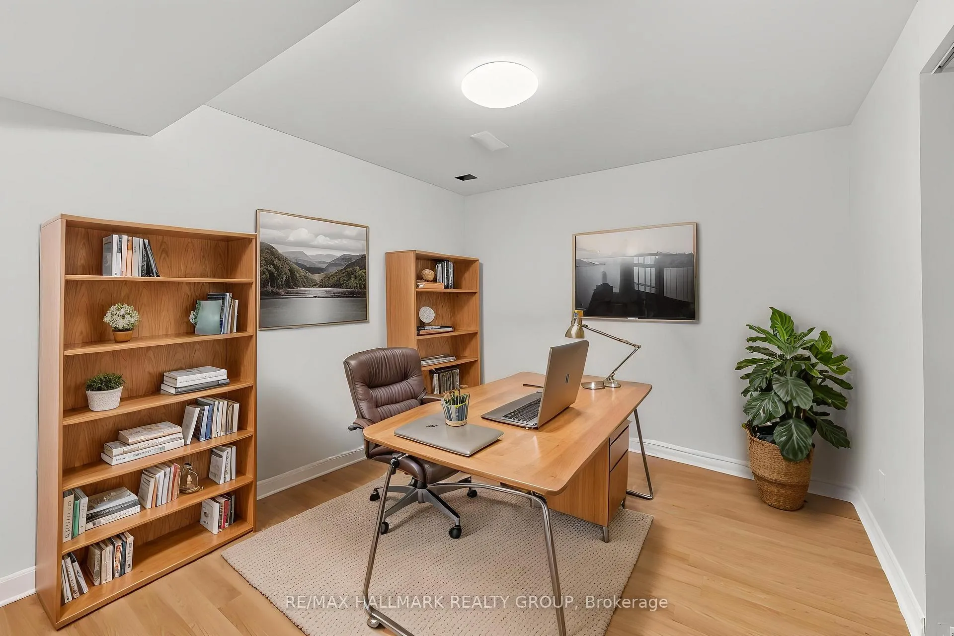 Photo 34 of 42 Nortoba Crescent, Ottawa, Kanata - Kanata Lakes/Heritage Hills — HOMEH