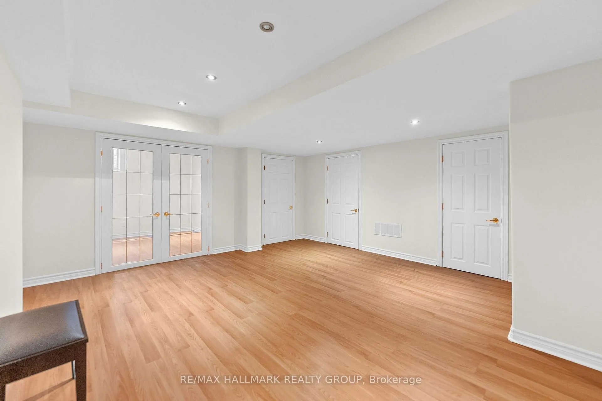 Photo 36 of 42 Nortoba Crescent, Ottawa, Kanata - Kanata Lakes/Heritage Hills — HOMEH