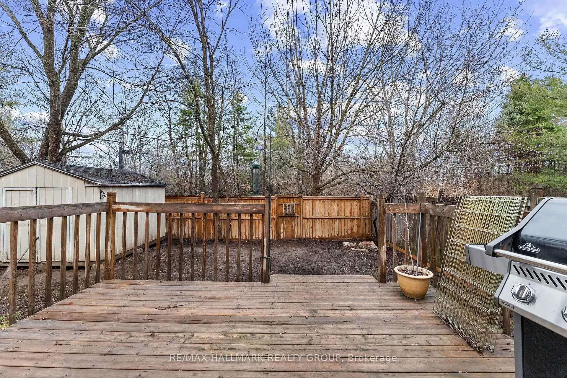 Photo 38 of 42 Nortoba Crescent, Ottawa, Kanata - Kanata Lakes/Heritage Hills — HOMEH