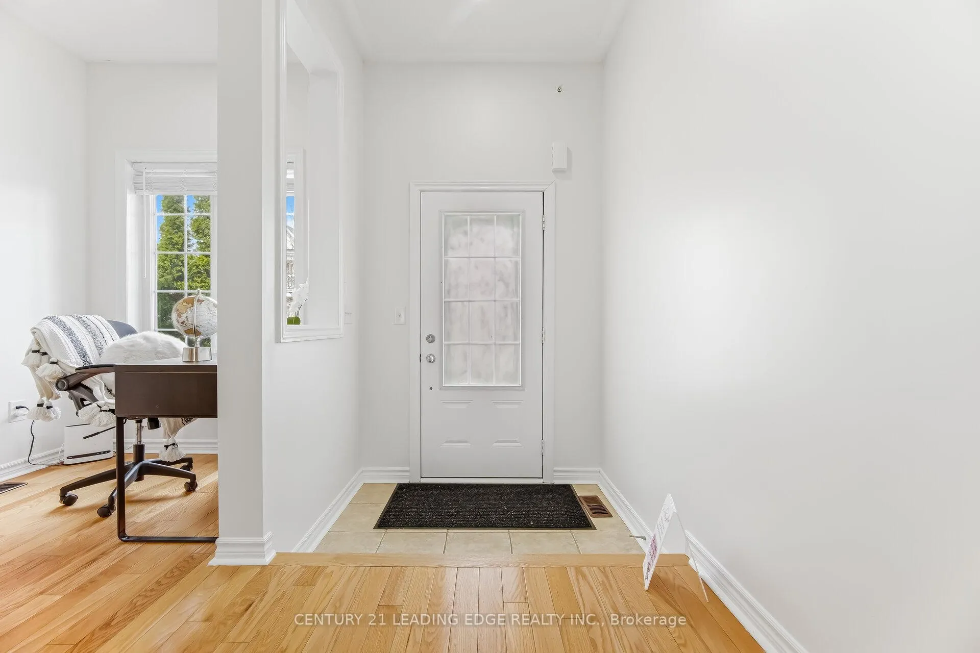 Photo 5 of 4 Moores Court, Markham, Box Grove — HOMEH
