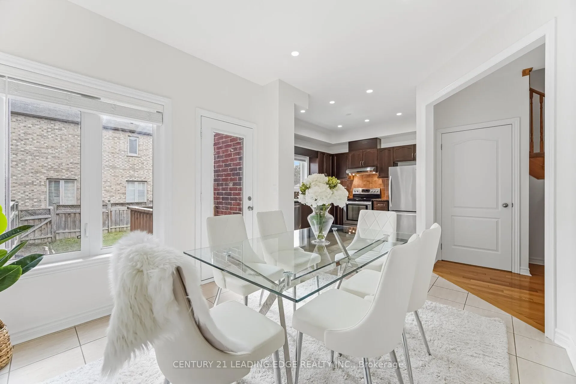 Photo 13 of 4 Moores Court, Markham, Box Grove — HOMEH