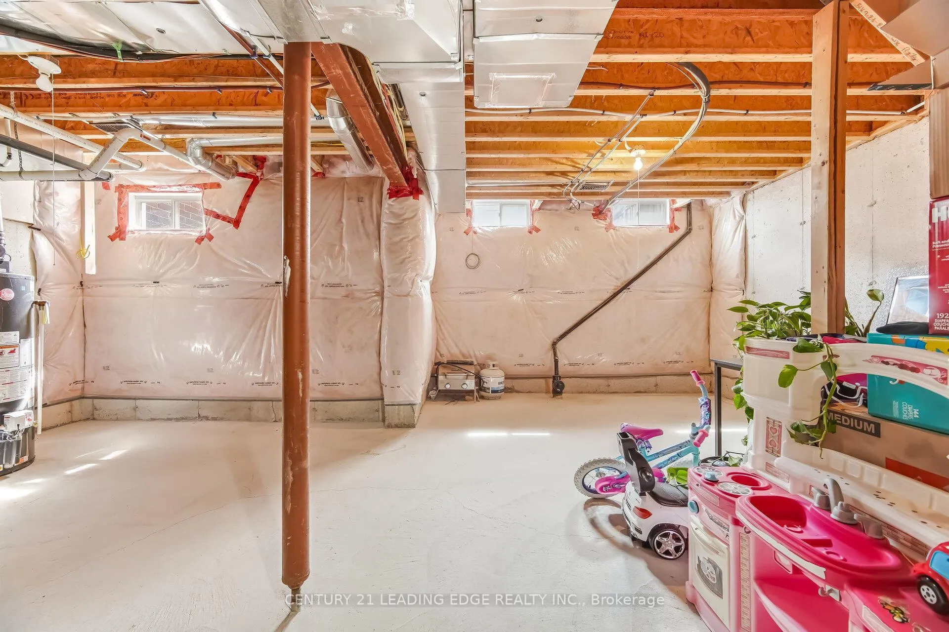Photo 33 of 4 Moores Court, Markham, Box Grove — HOMEH