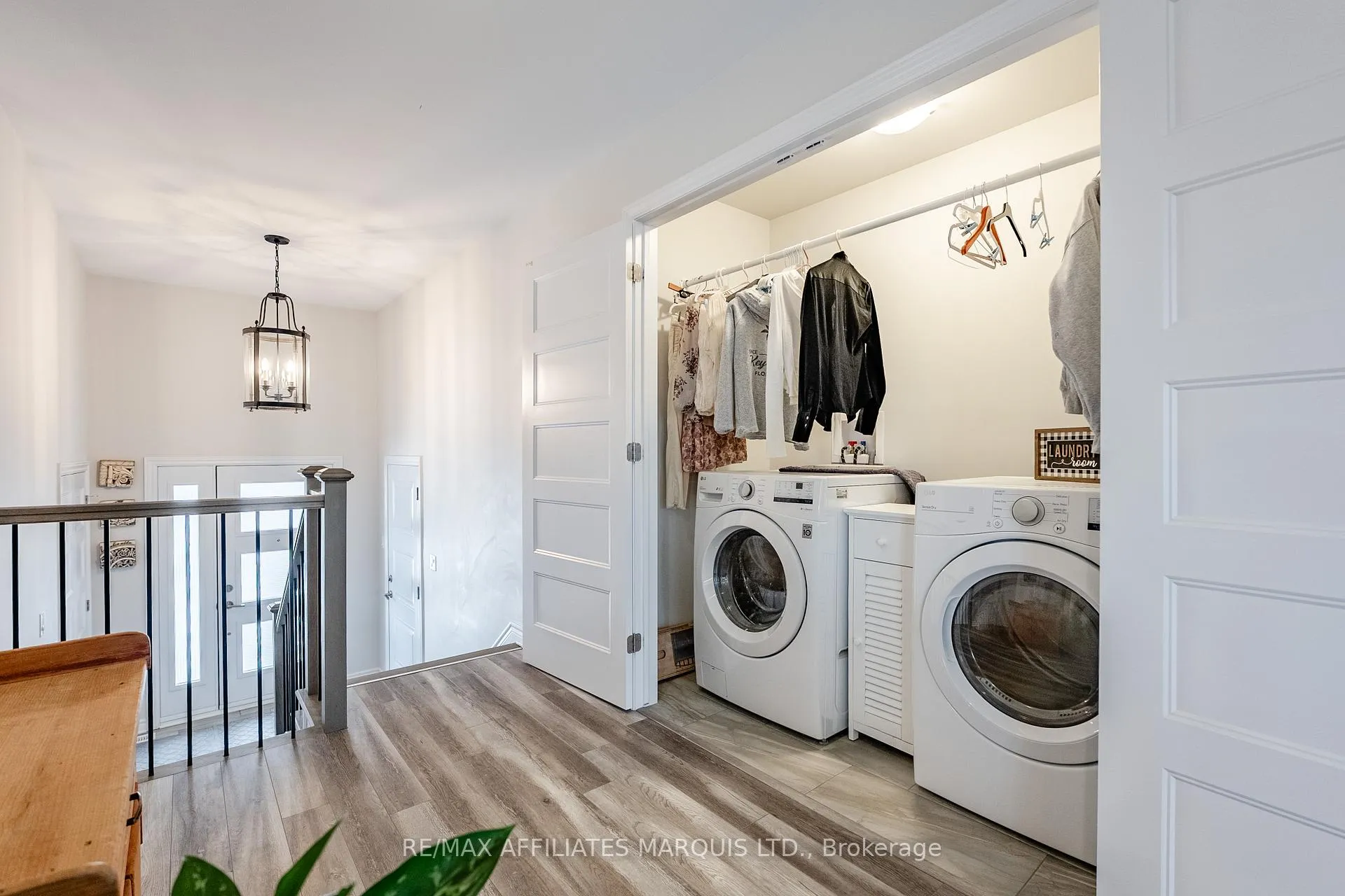 Photo 9 of 1108 Nicolas Crescent, Cornwall — HOMEH
