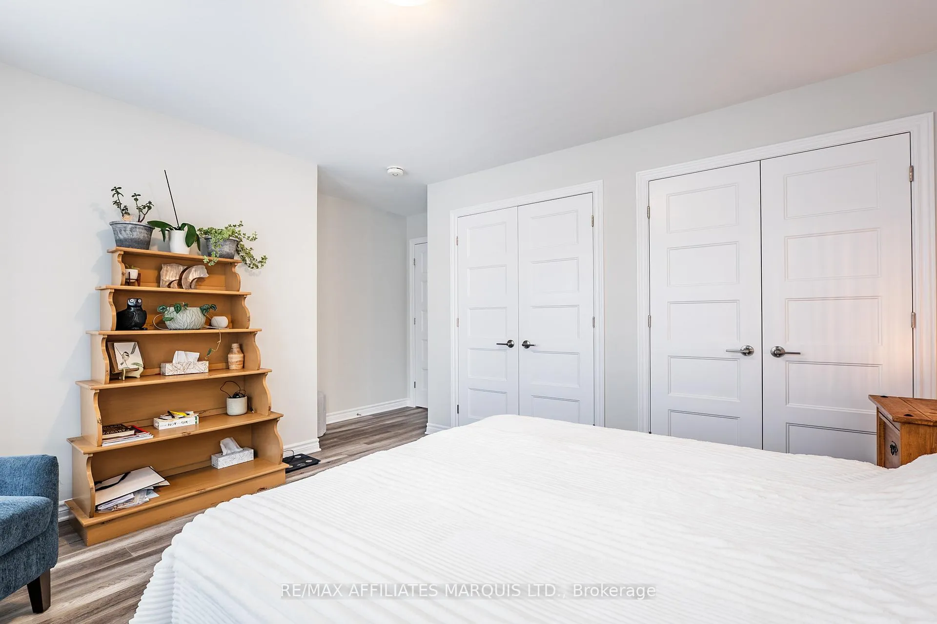Photo 11 of 1108 Nicolas Crescent, Cornwall — HOMEH