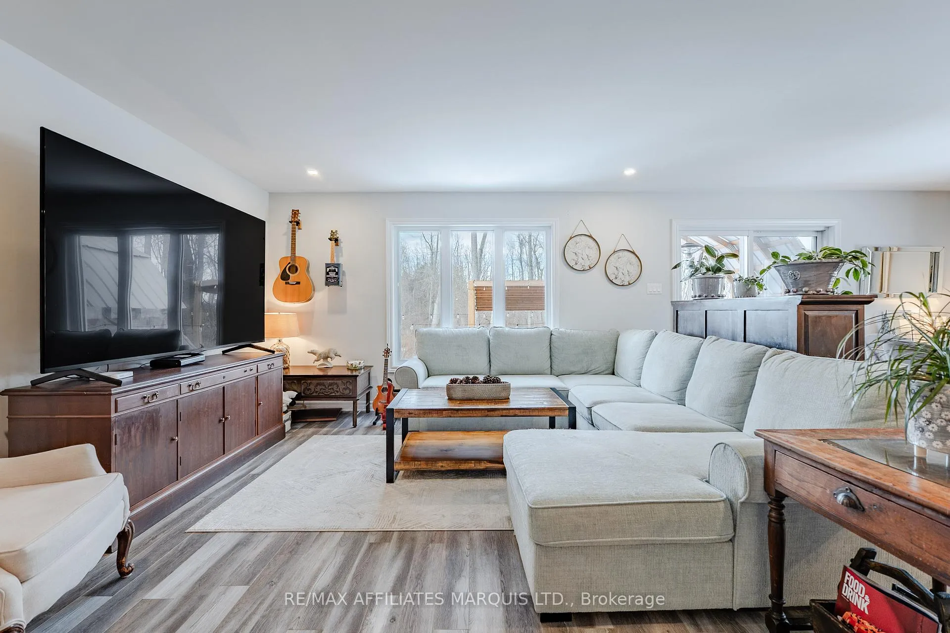 Photo 18 of 1108 Nicolas Crescent, Cornwall — HOMEH