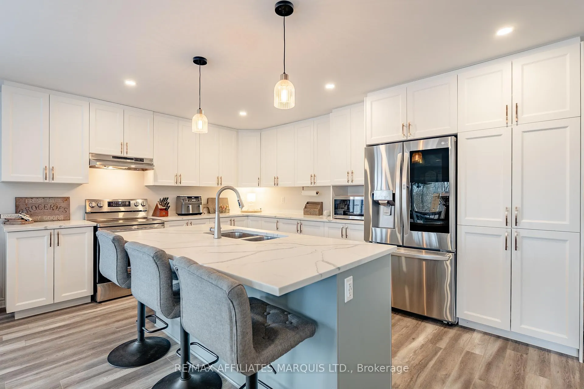 Photo 21 of 1108 Nicolas Crescent, Cornwall — HOMEH