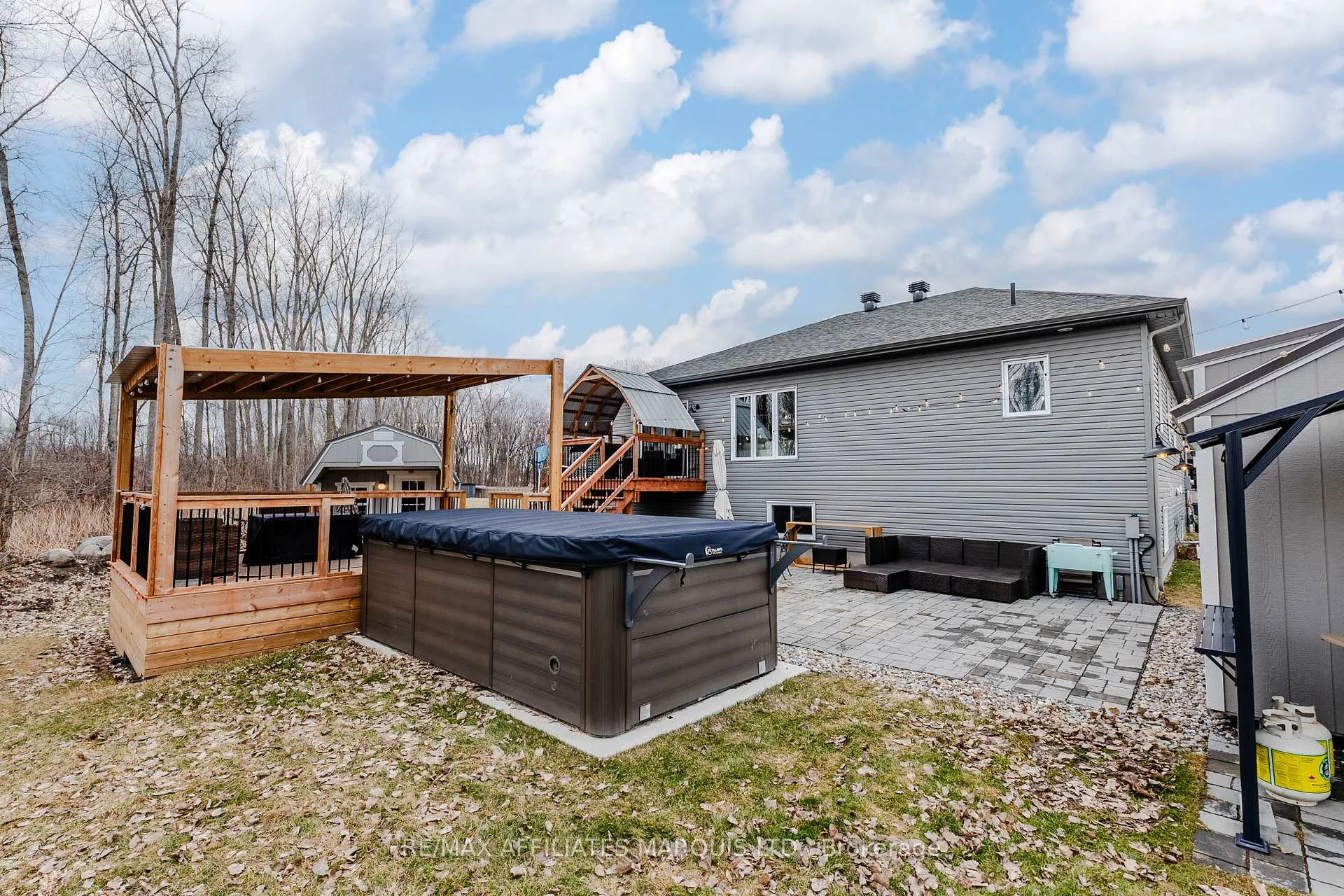 Photo 48 of 1108 Nicolas Crescent, Cornwall — HOMEH