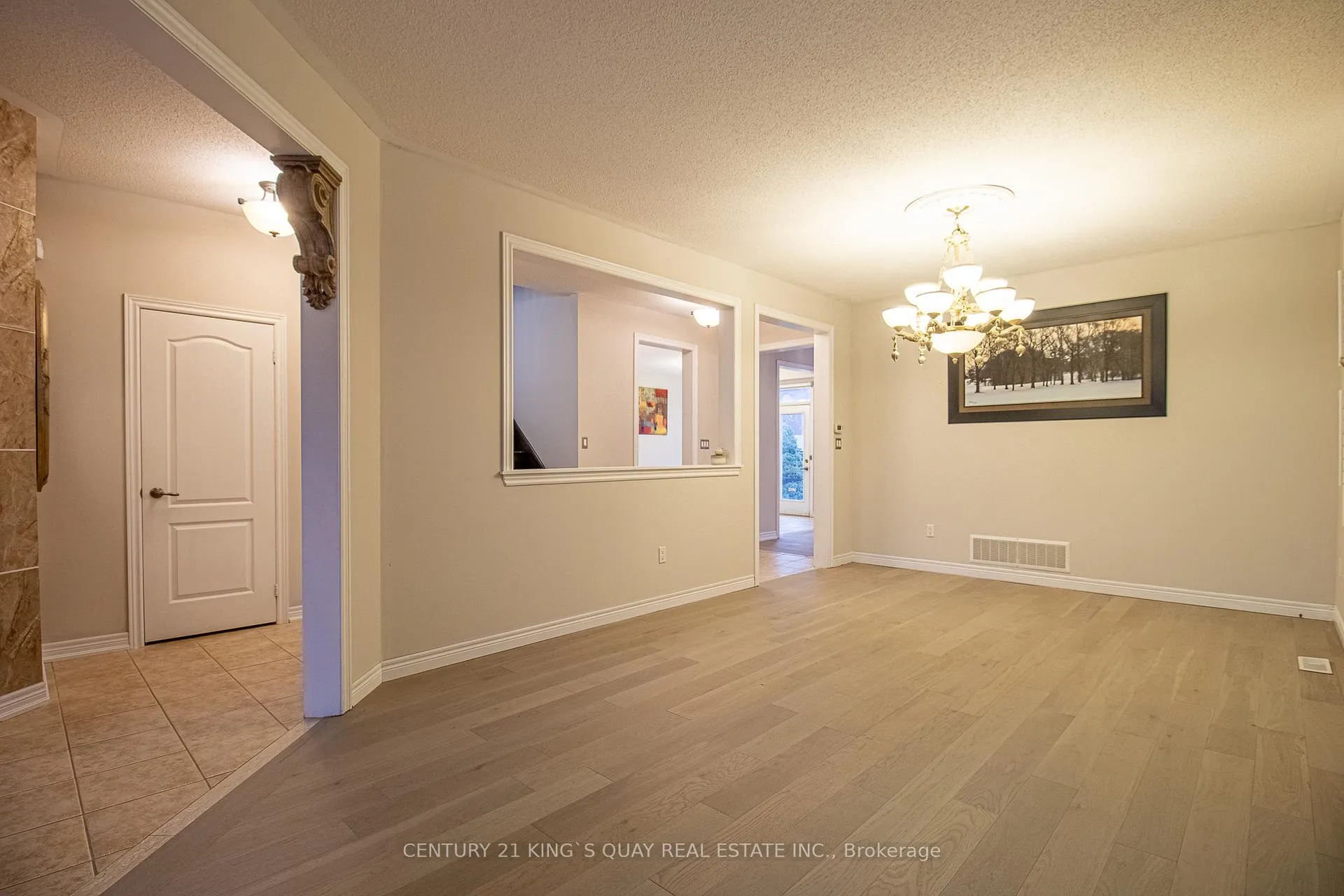 Photo 8 of 6 Messina Avenue, Brampton, Bram West — HOMEH