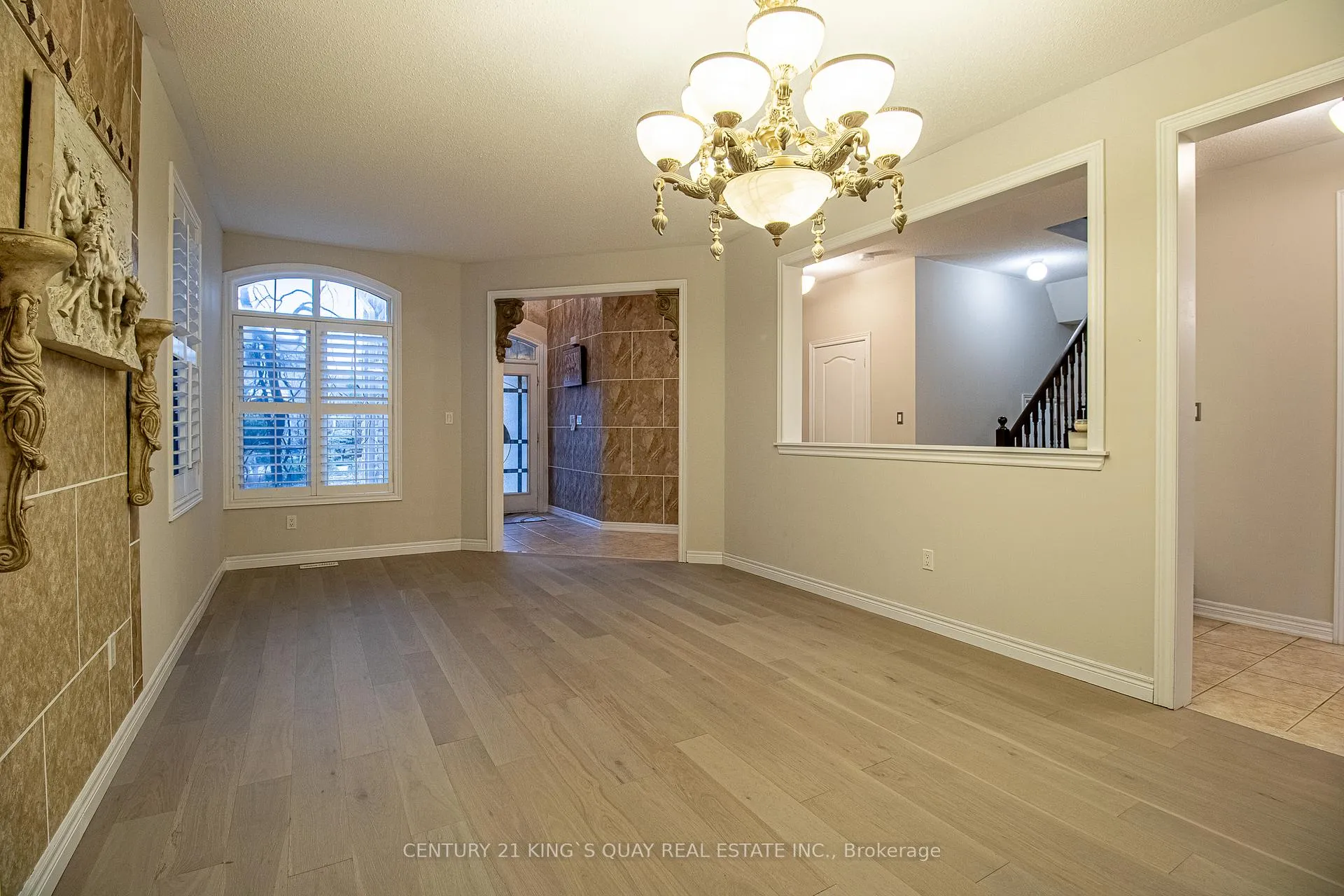 Photo 9 of 6 Messina Avenue, Brampton, Bram West — HOMEH
