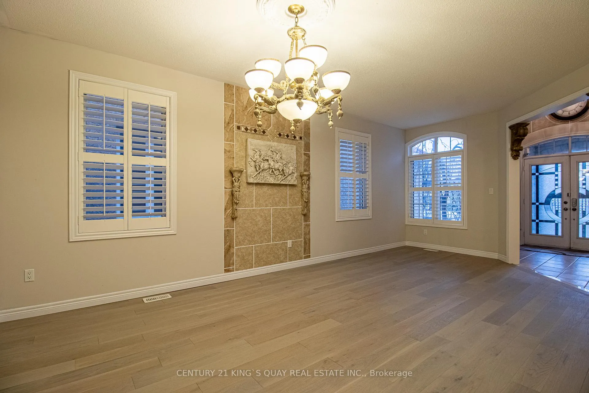 Photo 10 of 6 Messina Avenue, Brampton, Bram West — HOMEH
