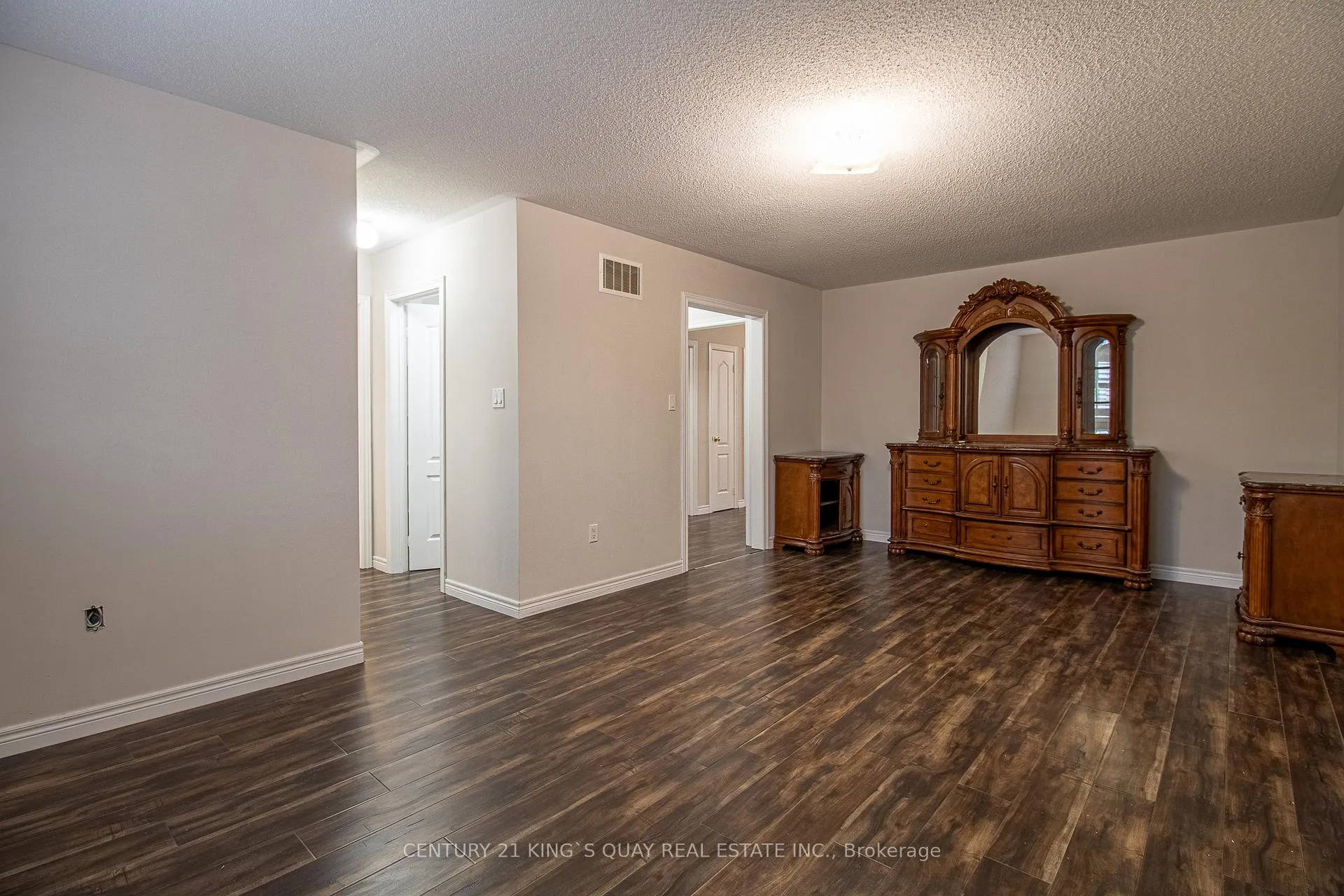 Photo 40 of 6 Messina Avenue, Brampton, Bram West — HOMEH