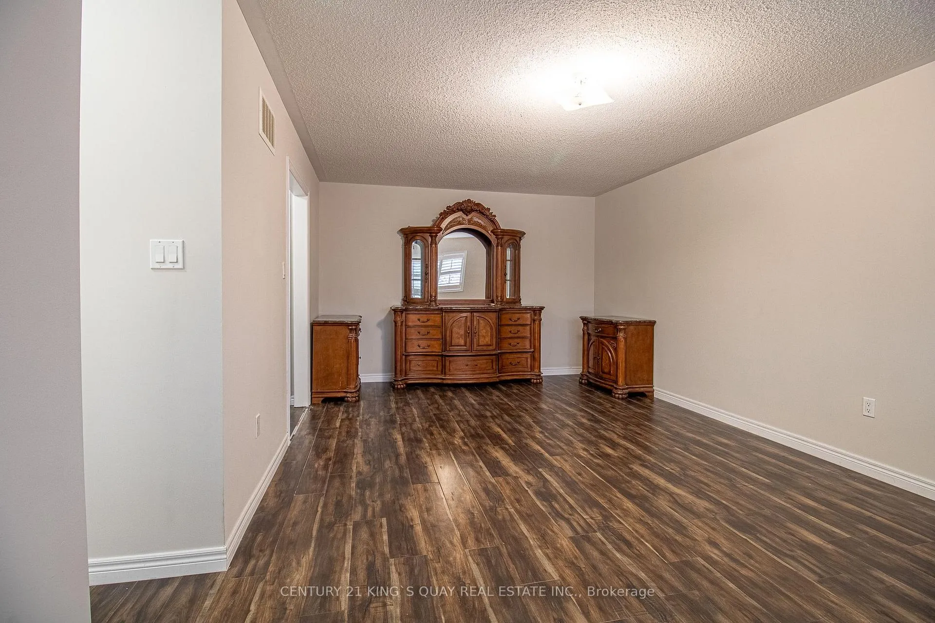 Photo 41 of 6 Messina Avenue, Brampton, Bram West — HOMEH