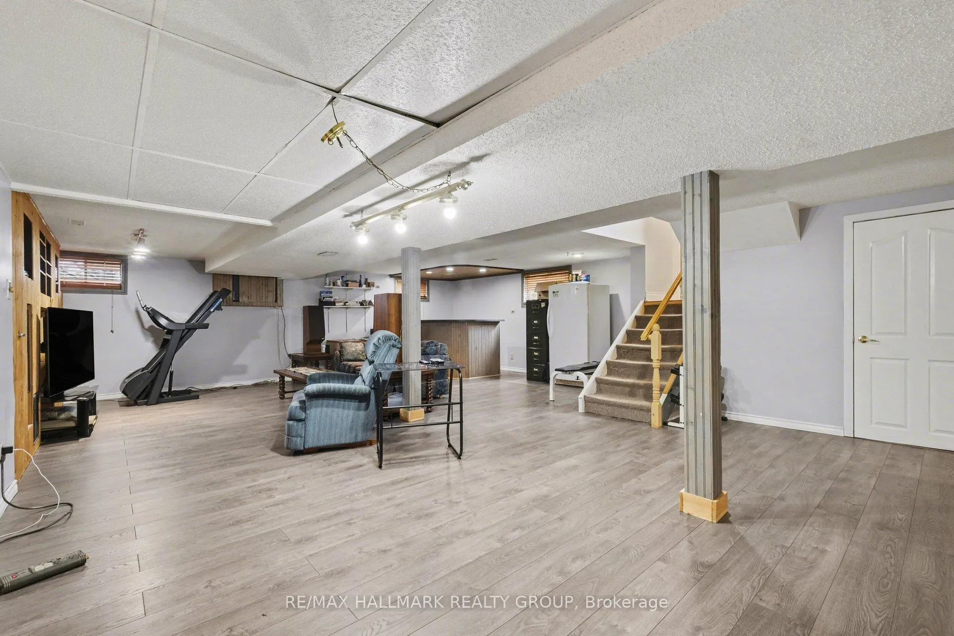 Photo 17 of 4827 Anderson Road, Ottawa, Carlsbad Springs — HOMEH