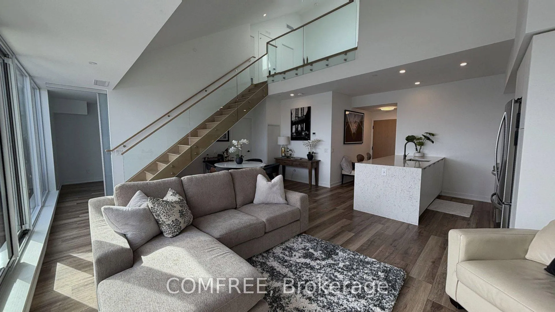 Photo 9 of Unit 622, 31 Huron Street, Collingwood — HOMEH