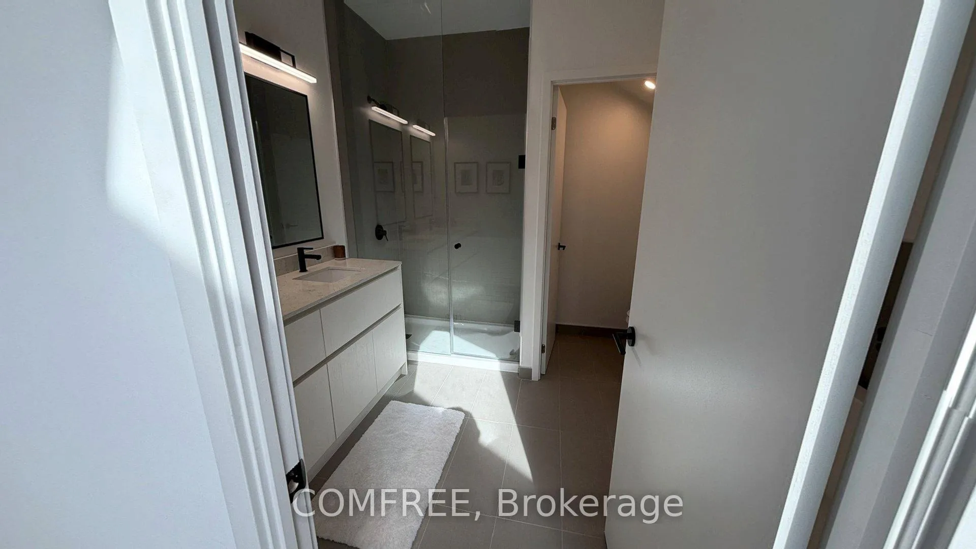 Photo 18 of Unit 622, 31 Huron Street, Collingwood — HOMEH