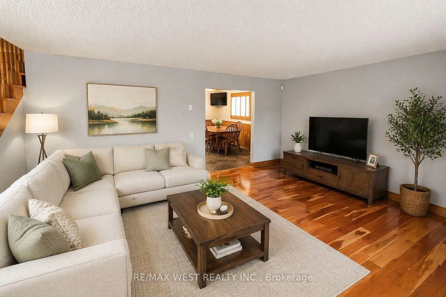 Photo 7 of 2314 Crystal Beach Road, Innisfil, Alcona — HOMEH