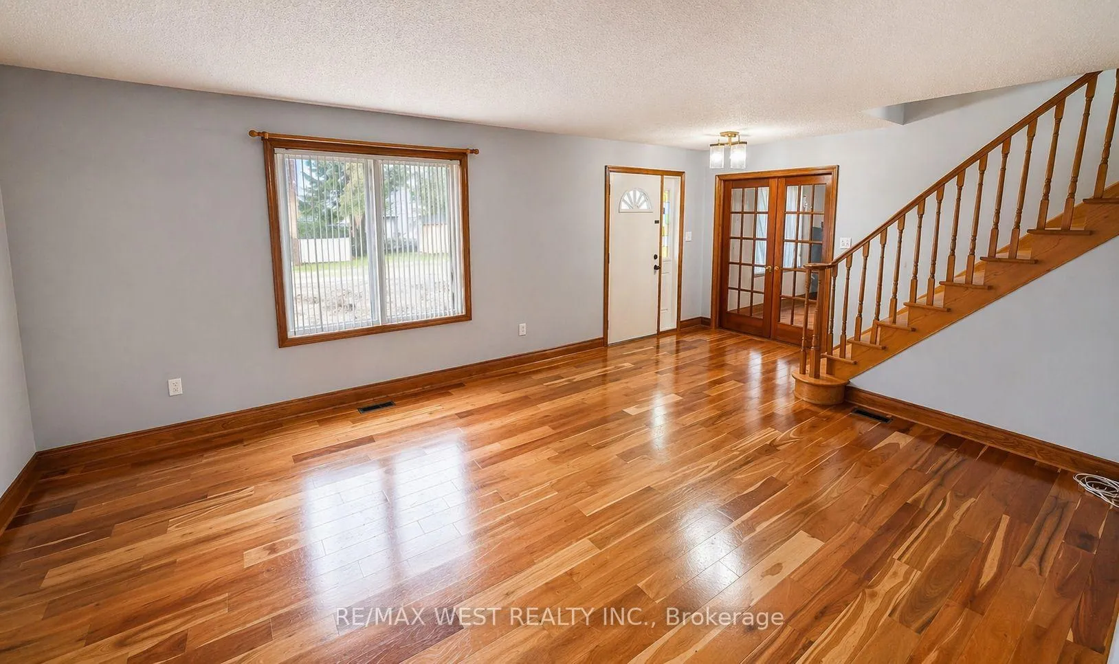 Photo 10 of 2314 Crystal Beach Road, Innisfil, Alcona — HOMEH