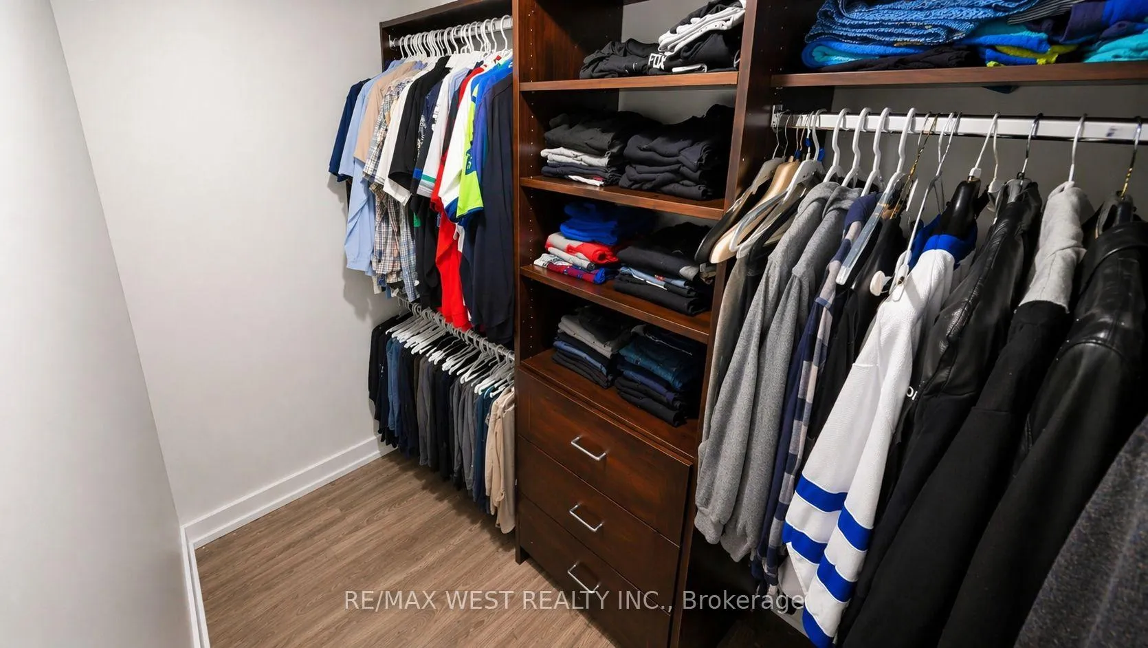Photo 24 of 2314 Crystal Beach Road, Innisfil, Alcona — HOMEH