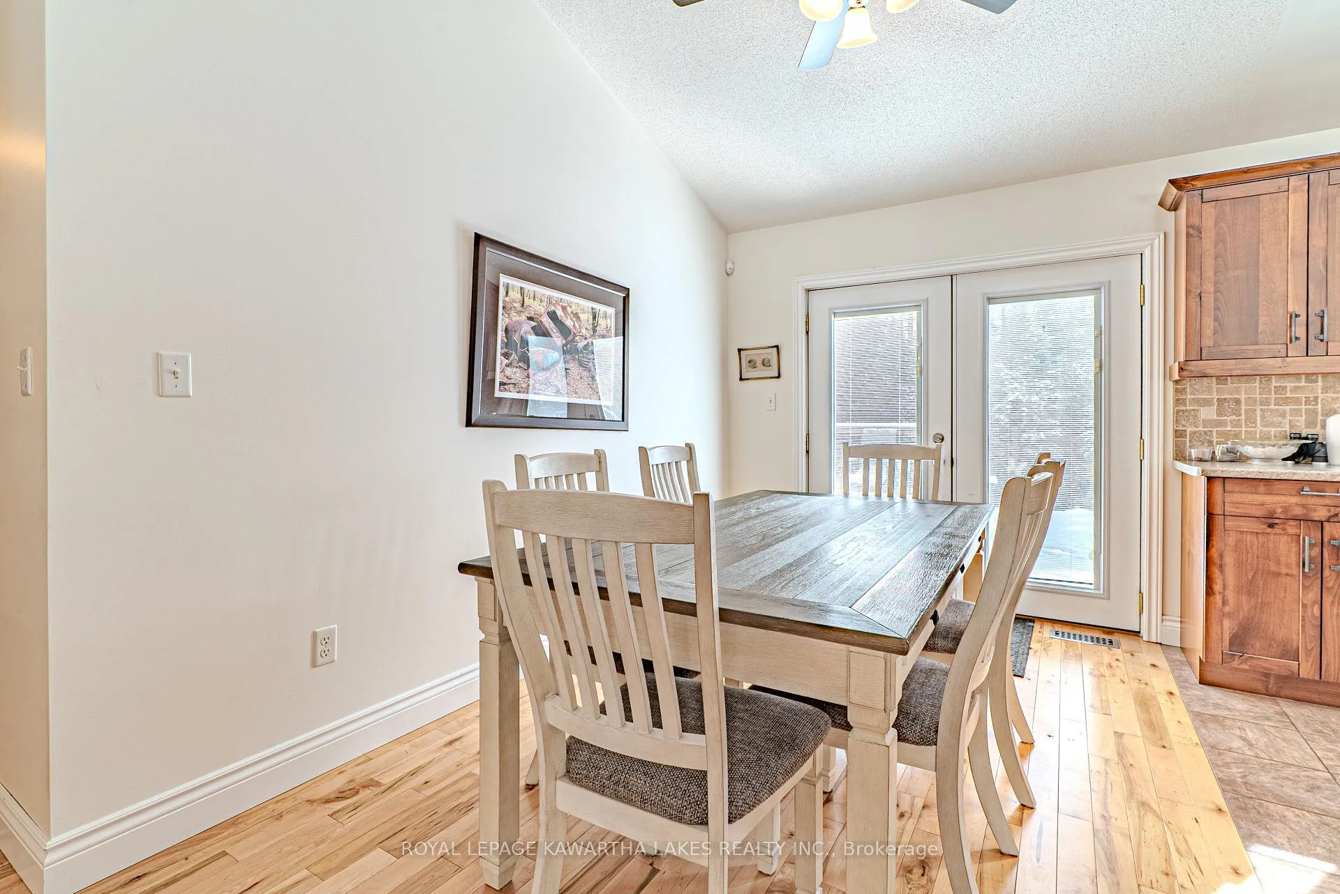 Photo 14 of 914 County Rd 49, Trent Lakes — HOMEH