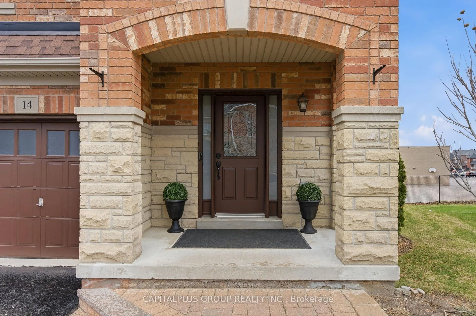Photo 3 of 14 Hinsley Crescent, Ajax, Northeast Ajax — HOMEH