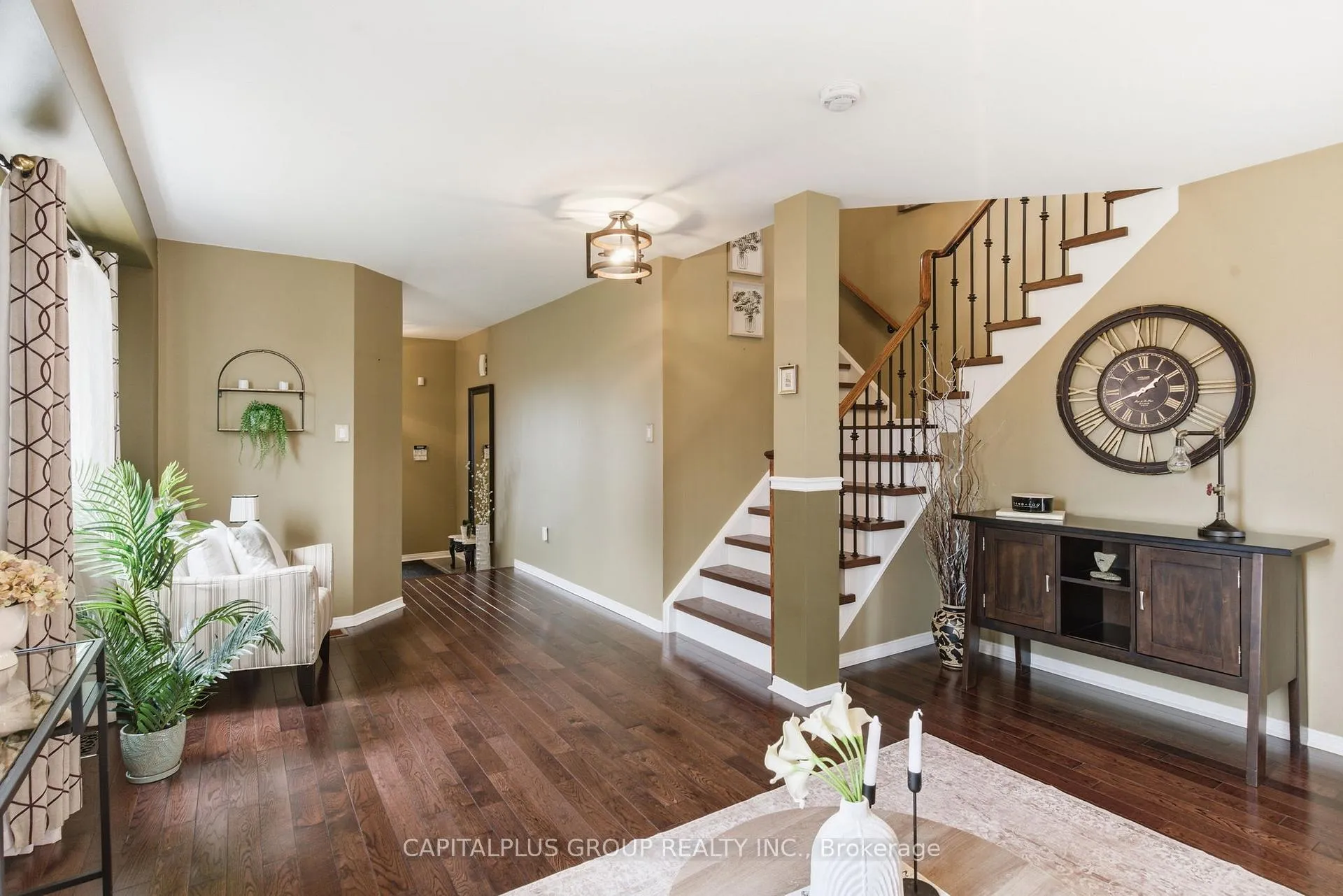 Photo 8 of 14 Hinsley Crescent, Ajax, Northeast Ajax — HOMEH