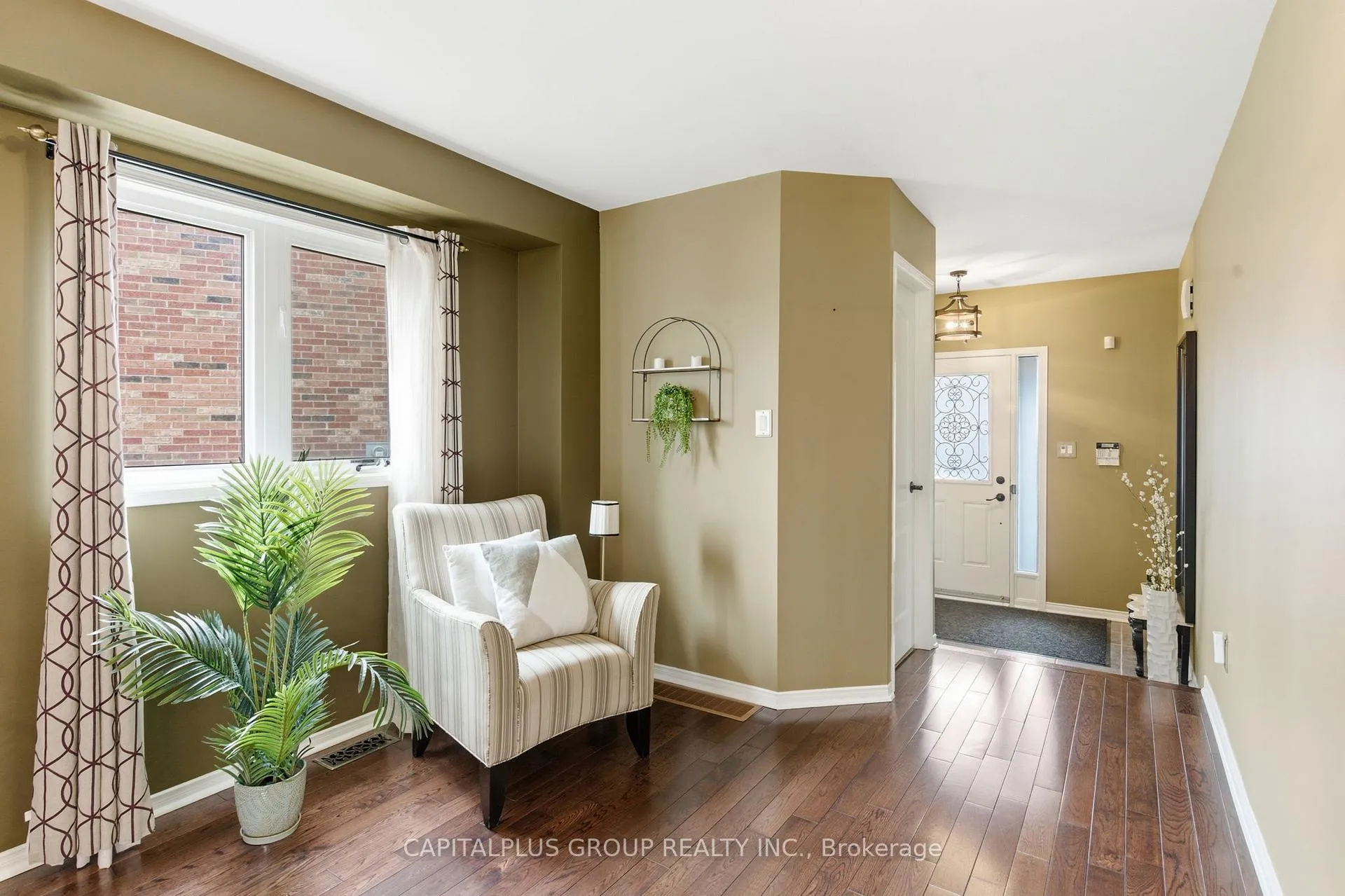 Photo 9 of 14 Hinsley Crescent, Ajax, Northeast Ajax — HOMEH
