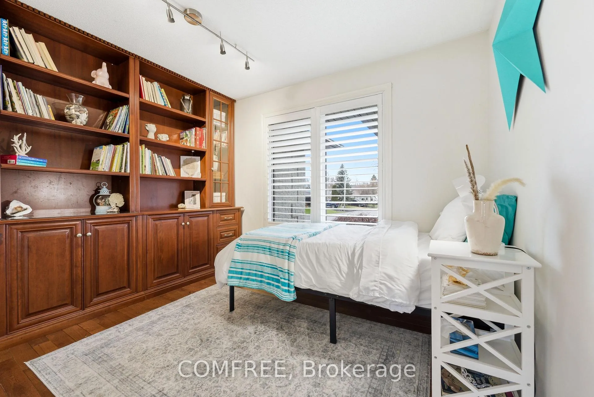 Photo 19 of 7 Rogers Court, Brighton — HOMEH