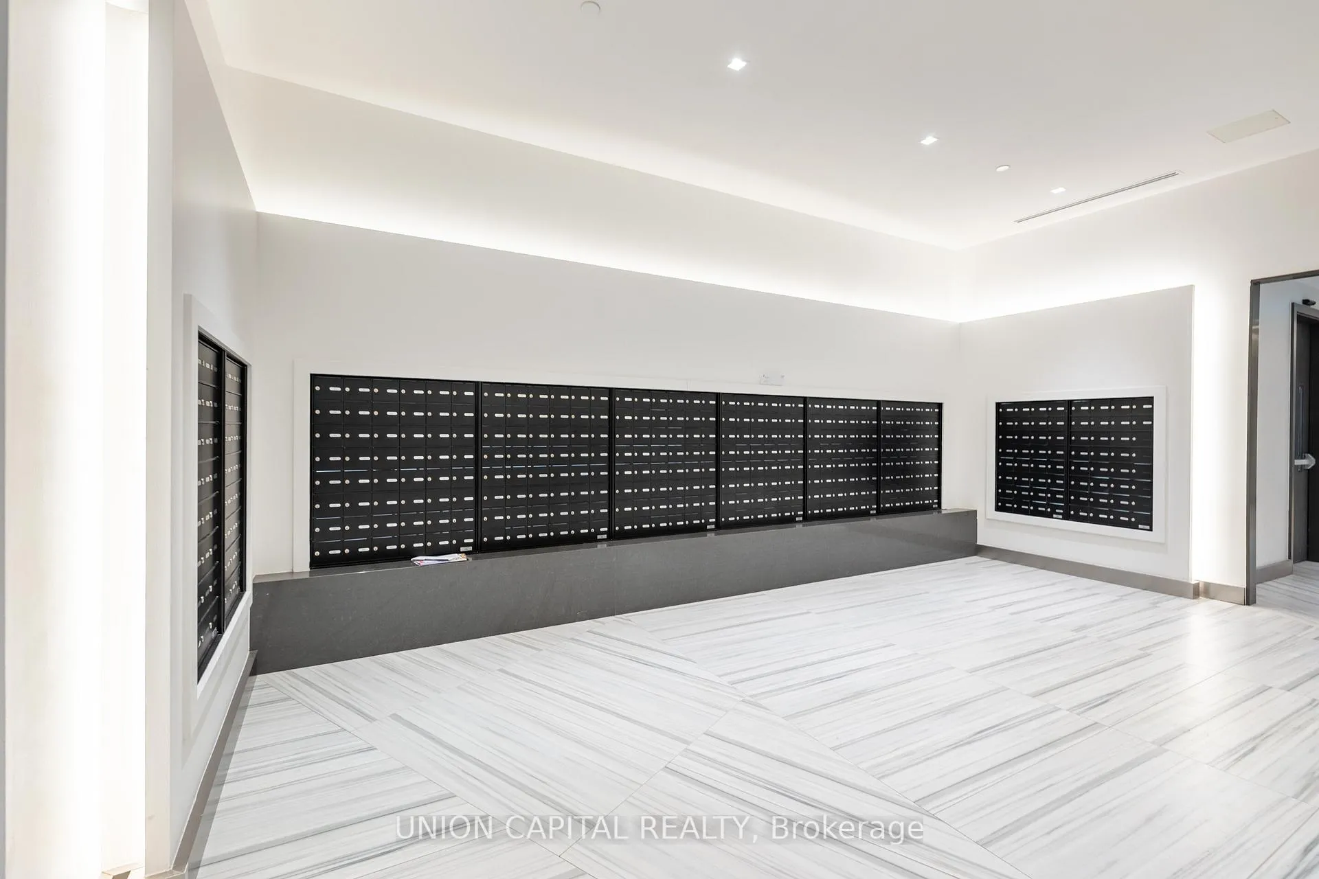 Photo 32 of Unit 901, 8 Water Walk Drive, Markham, Unionville — HOMEH