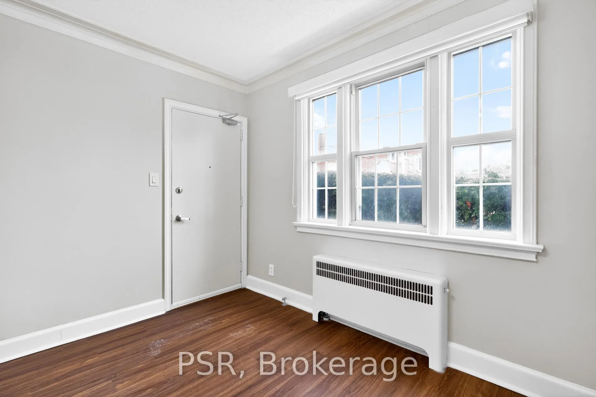 Photo 5 of Unit L03, 1365 Bayview Avenue, Toronto, Leaside — HOMEH