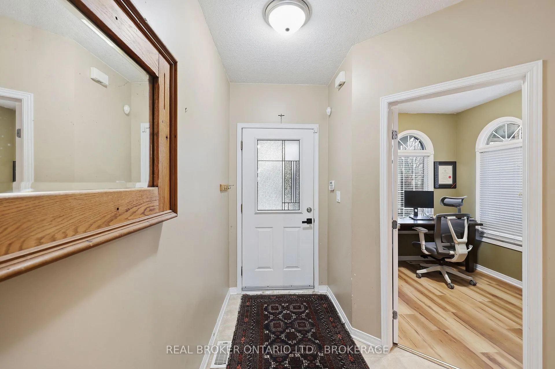Photo 5 of 942 Bluffwood Avenue, Kingston, Kingston East (Incl Barret Crt) — HOMEH