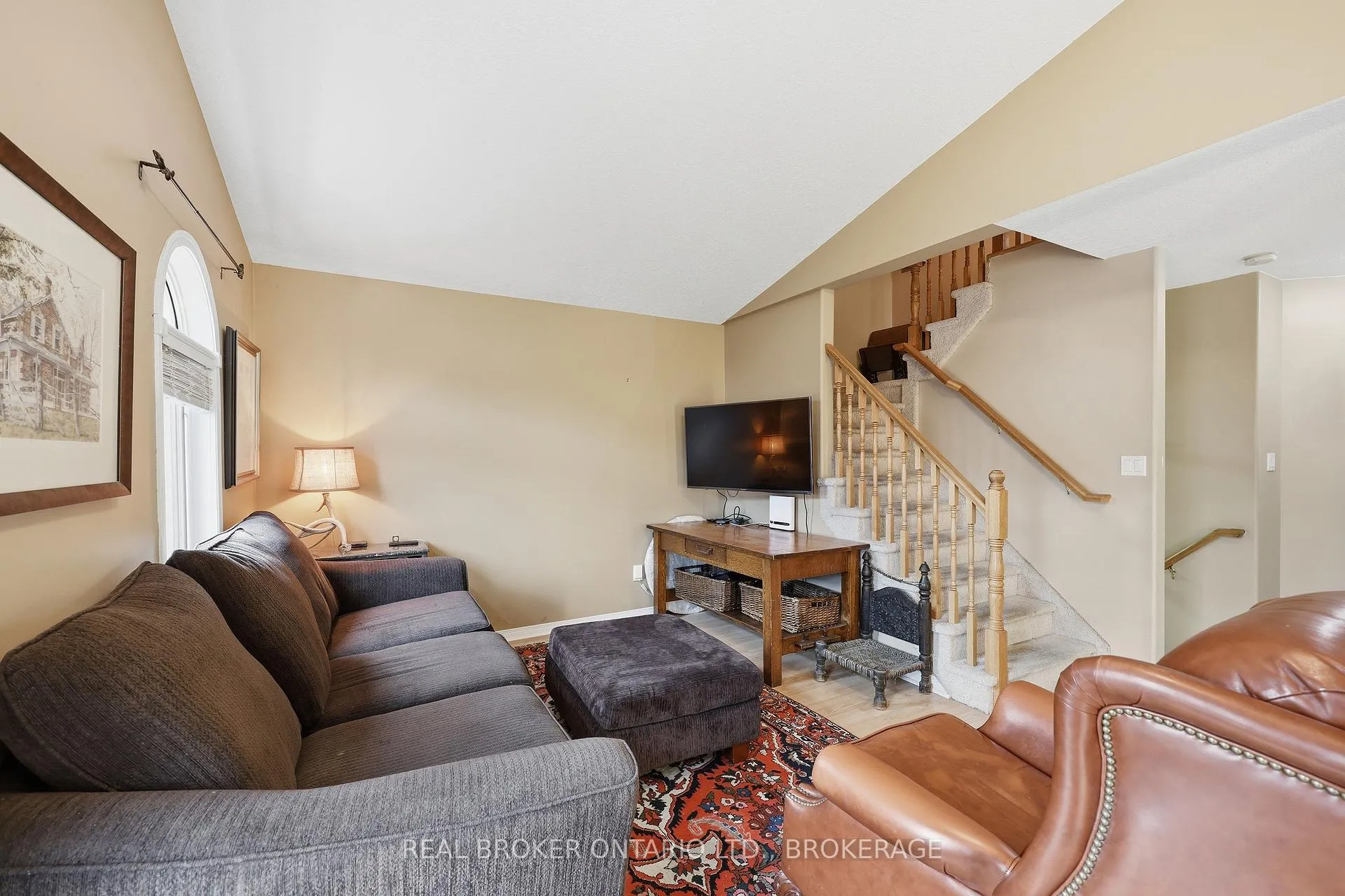 Photo 14 of 942 Bluffwood Avenue, Kingston, Kingston East (Incl Barret Crt) — HOMEH