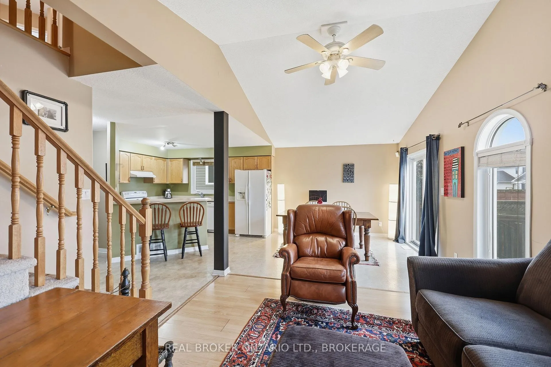 Photo 15 of 942 Bluffwood Avenue, Kingston, Kingston East (Incl Barret Crt) — HOMEH