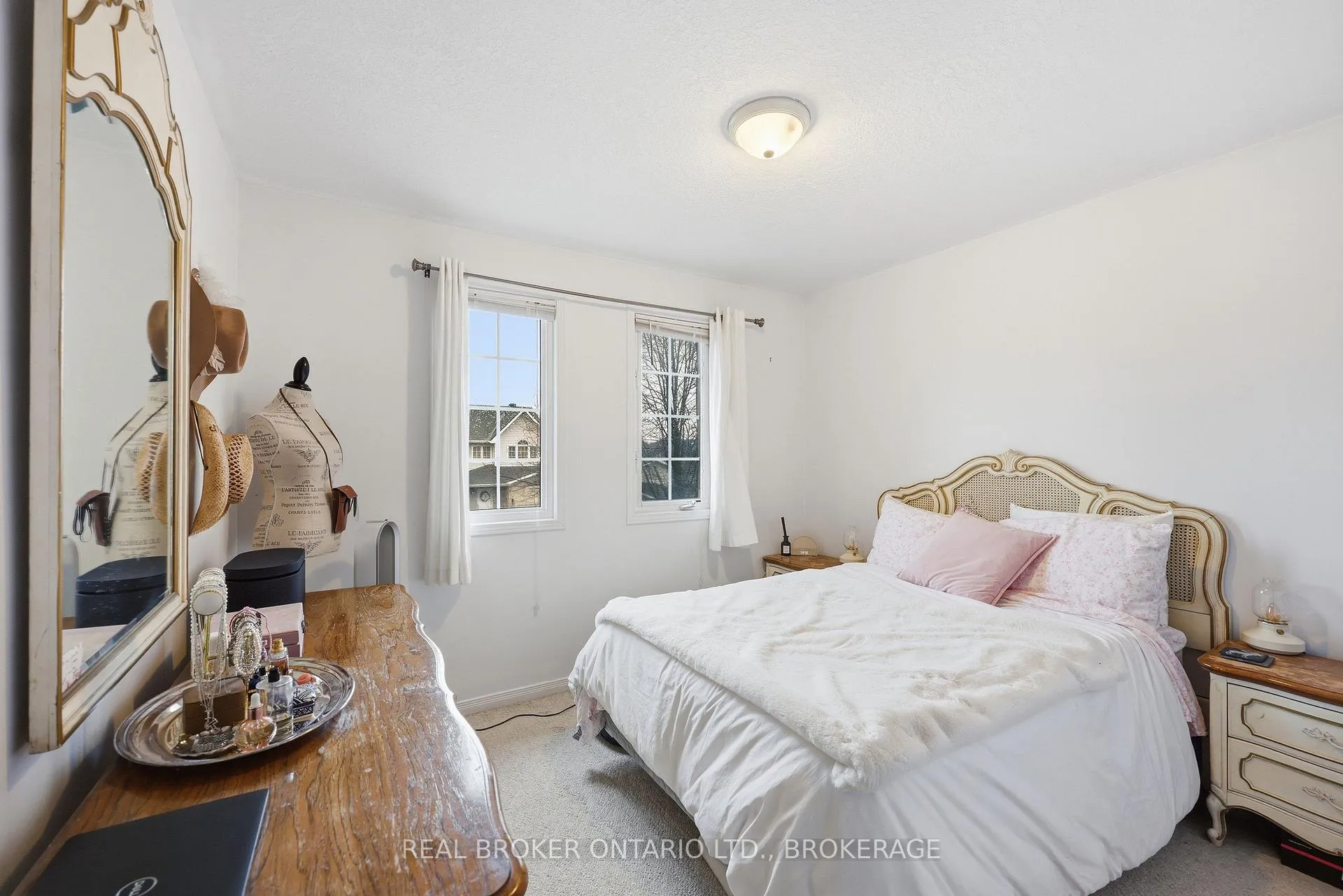 Photo 24 of 942 Bluffwood Avenue, Kingston, Kingston East (Incl Barret Crt) — HOMEH