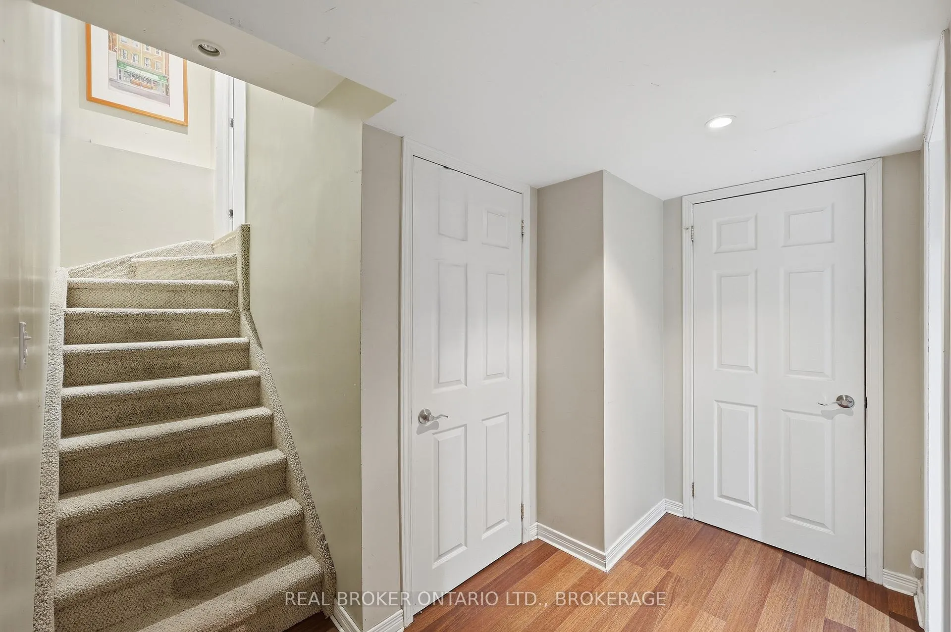 Photo 31 of 942 Bluffwood Avenue, Kingston, Kingston East (Incl Barret Crt) — HOMEH