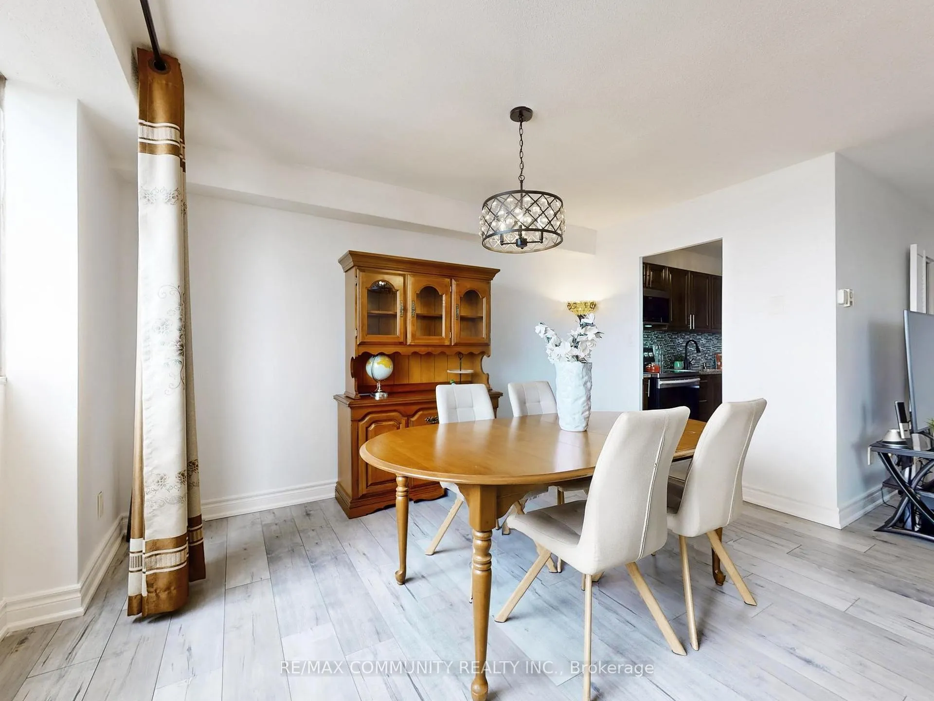 Photo 17 of Unit 3706, 3 Massey Square, Toronto, Crescent Town — HOMEH