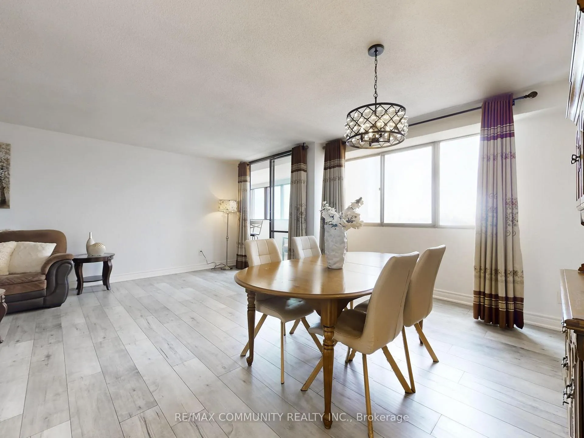 Photo 20 of Unit 3706, 3 Massey Square, Toronto, Crescent Town — HOMEH