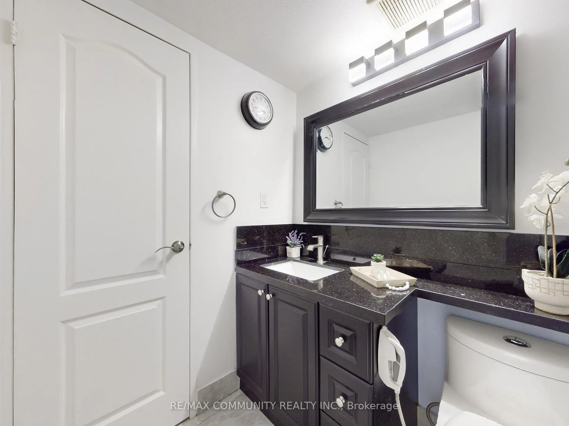 Photo 36 of Unit 3706, 3 Massey Square, Toronto, Crescent Town — HOMEH