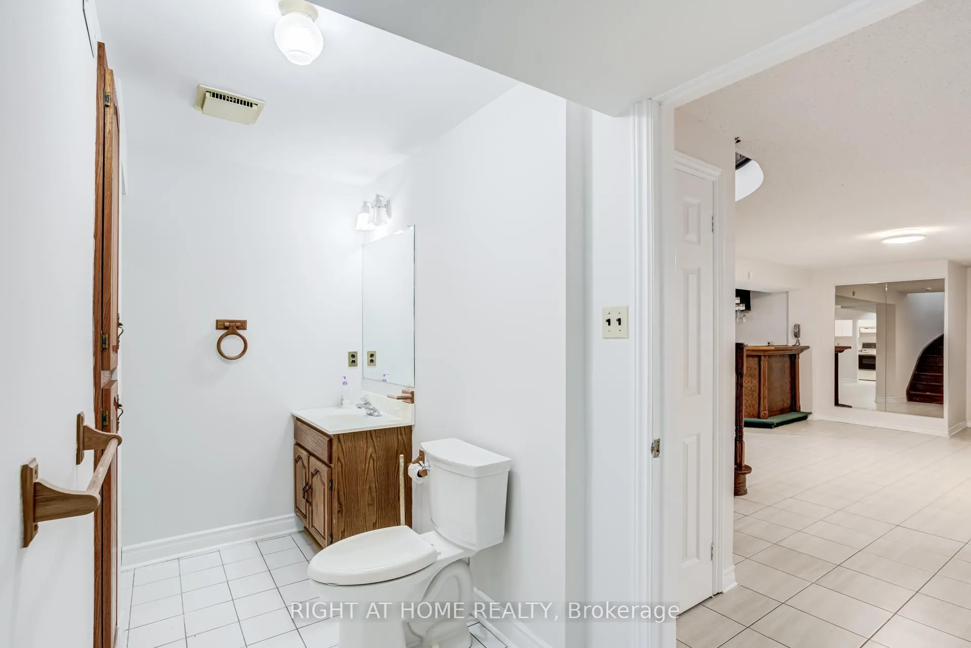 Photo 44 of 46 Hewlett Crescent, Markham, Markville — HOMEH
