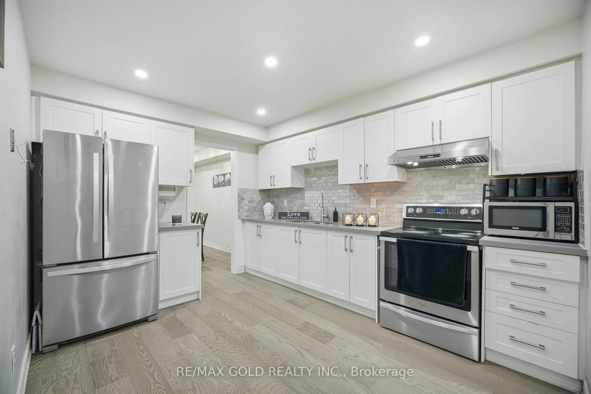Photo 2 of 29 Piane Avenue, Brampton, Fletcher's West — HOMEH