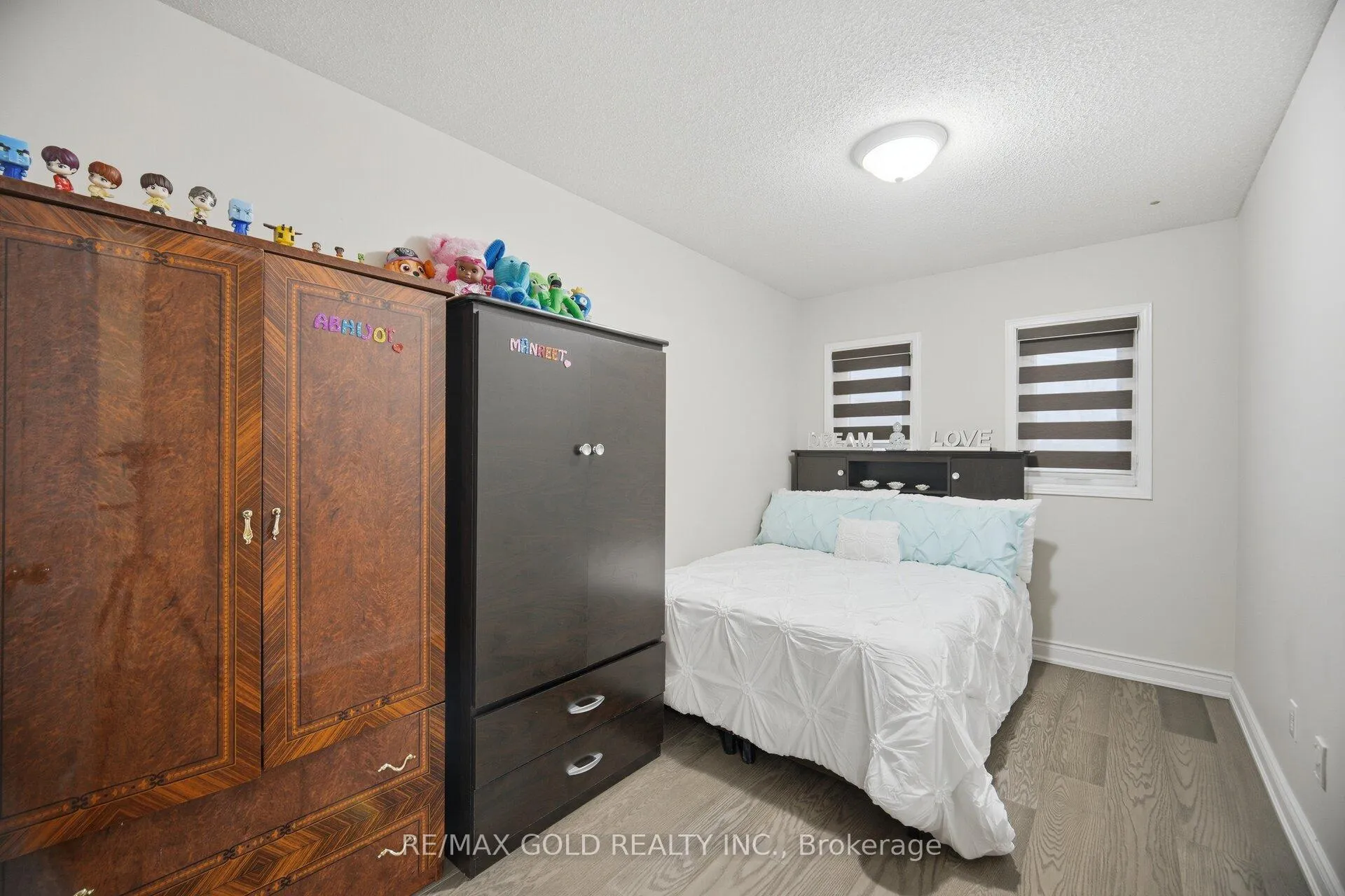 Photo 11 of 29 Piane Avenue, Brampton, Fletcher's West — HOMEH