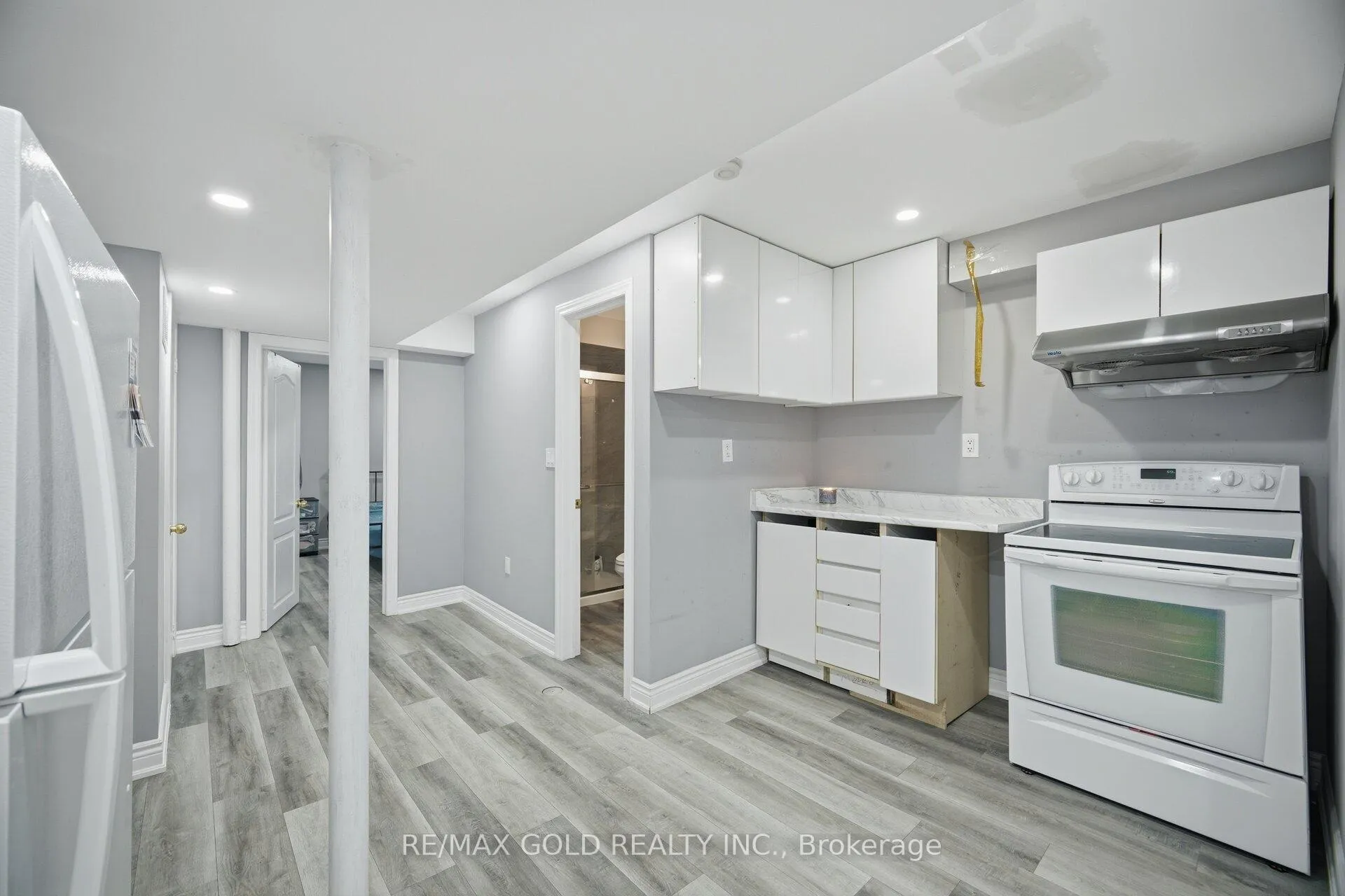 Photo 13 of 29 Piane Avenue, Brampton, Fletcher's West — HOMEH