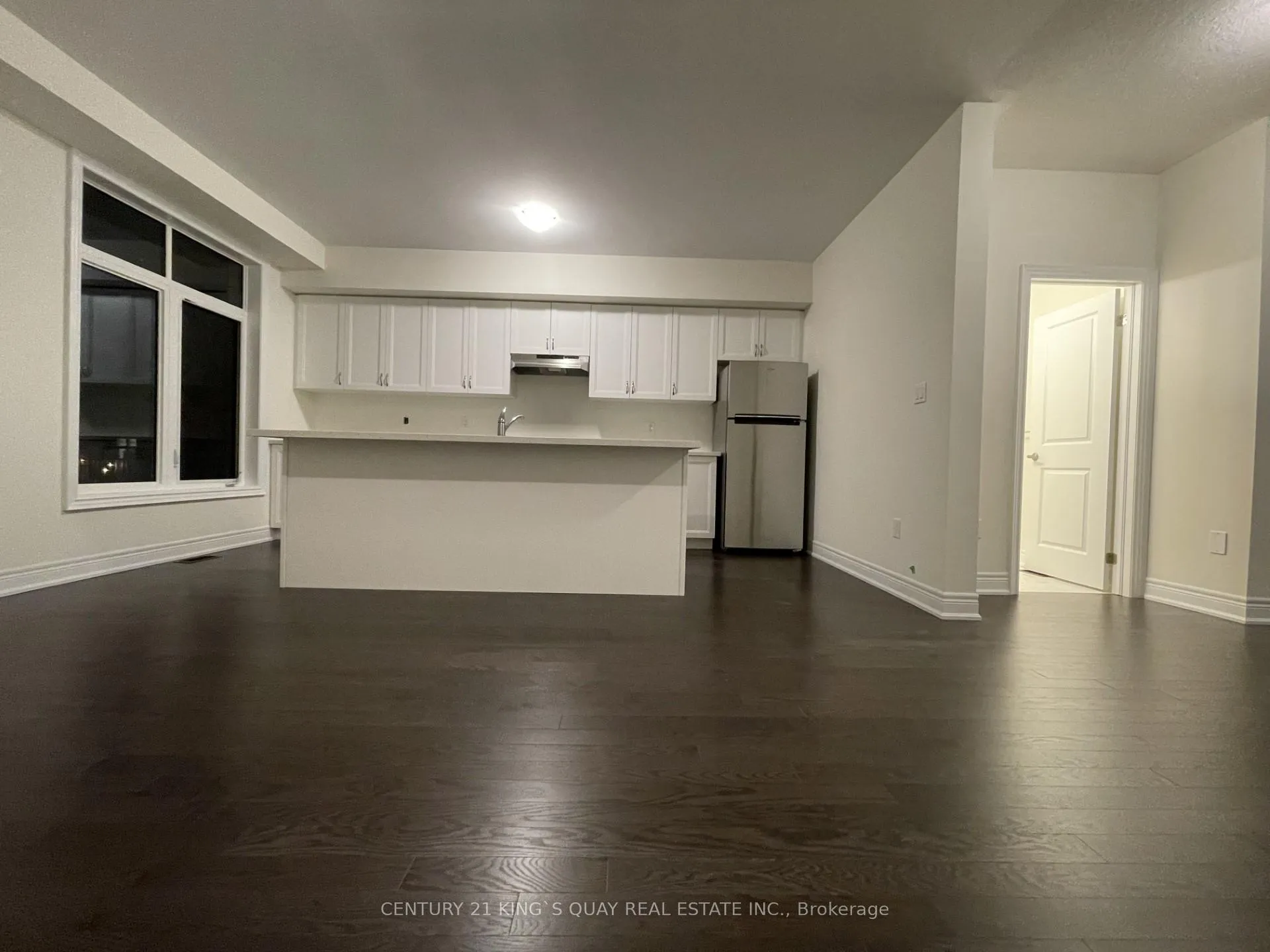 Photo 5 of 27 Thomas Hope Lane, Markham, Cedarwood — HOMEH